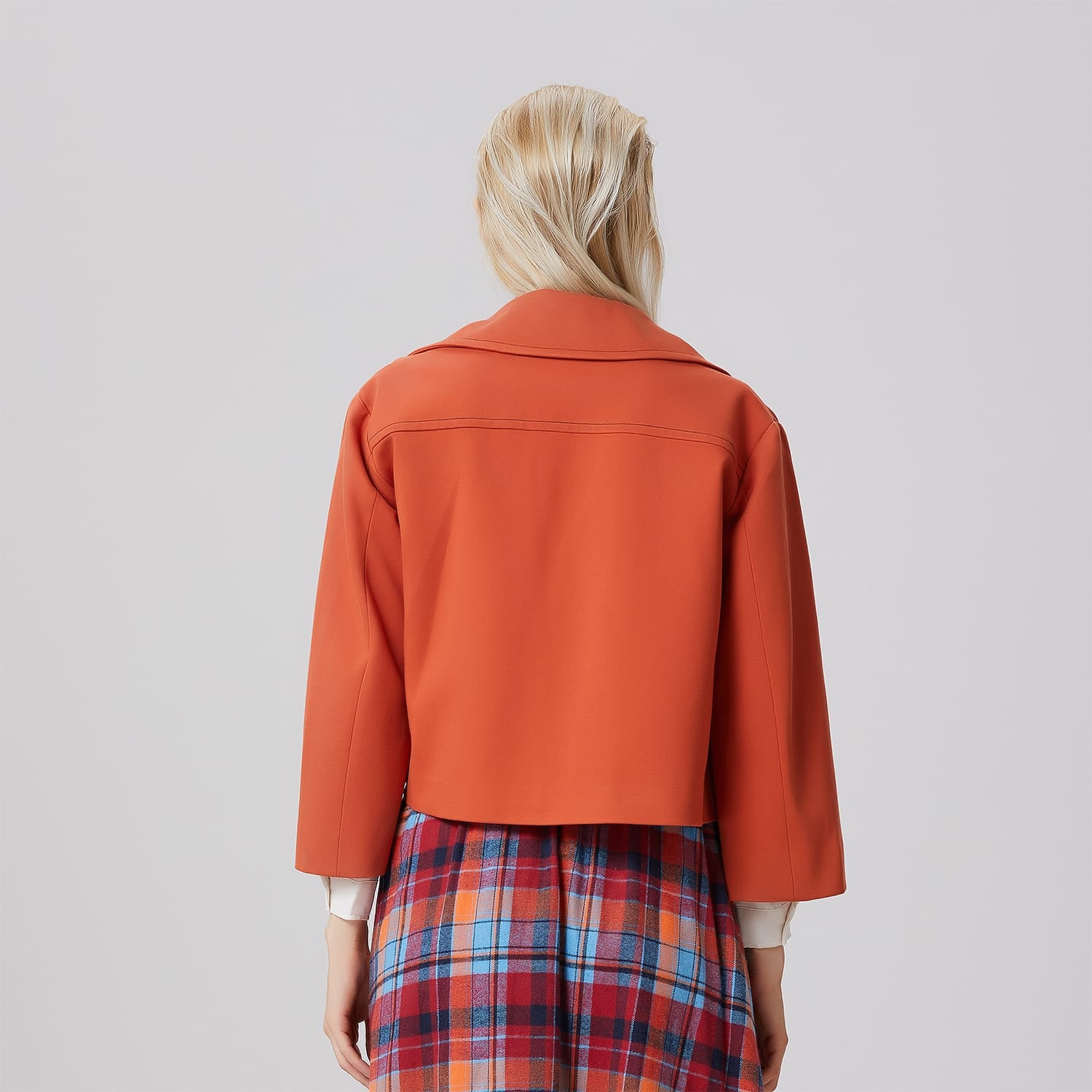 Veste courte à larges poches
