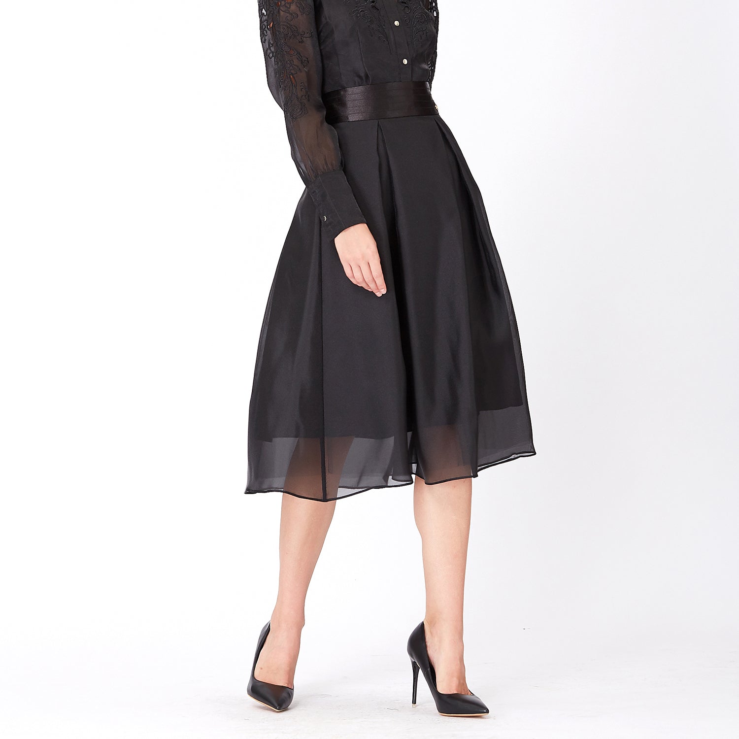 Jupe évasée en organza et satin