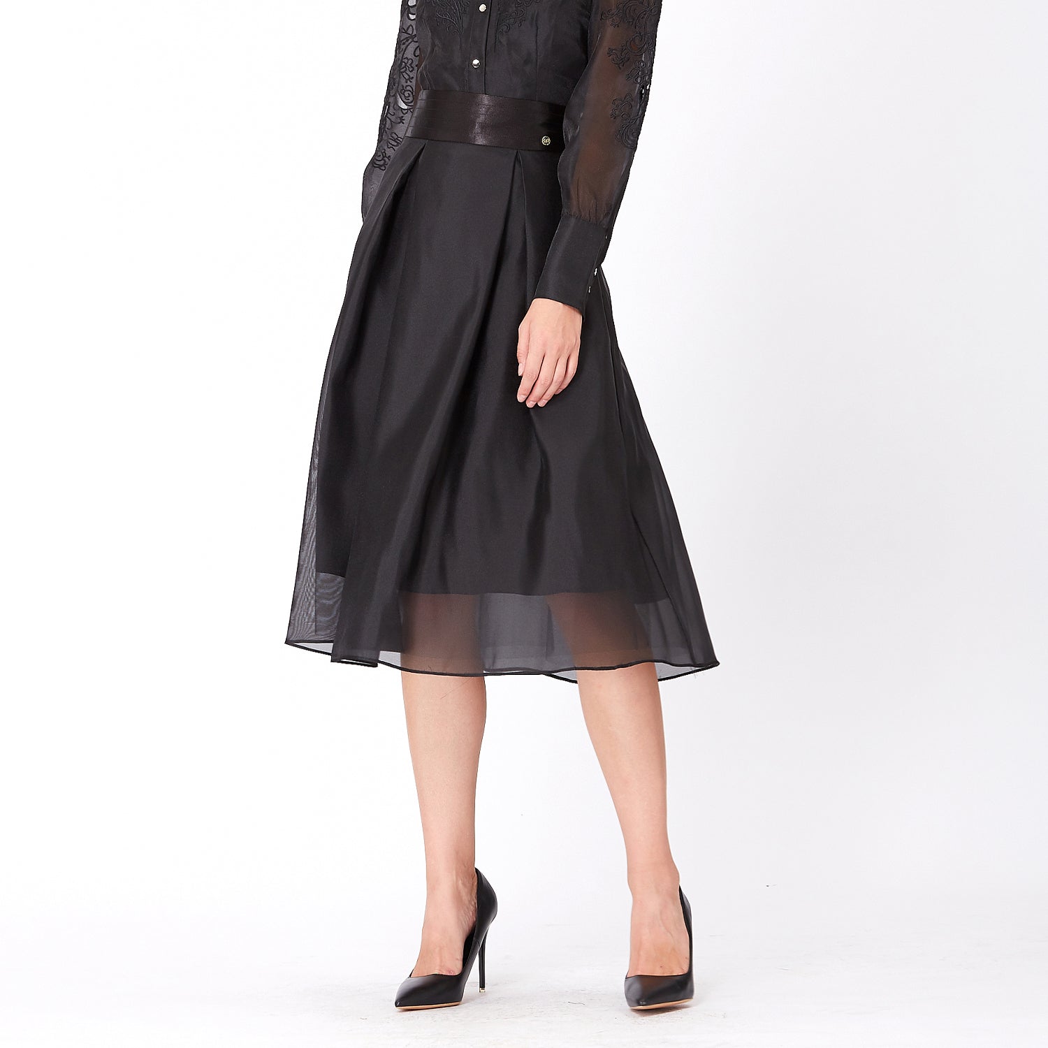 Jupe évasée en organza et satin