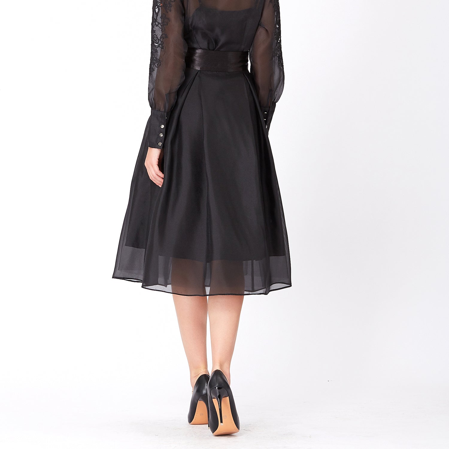 Jupe évasée en organza et satin