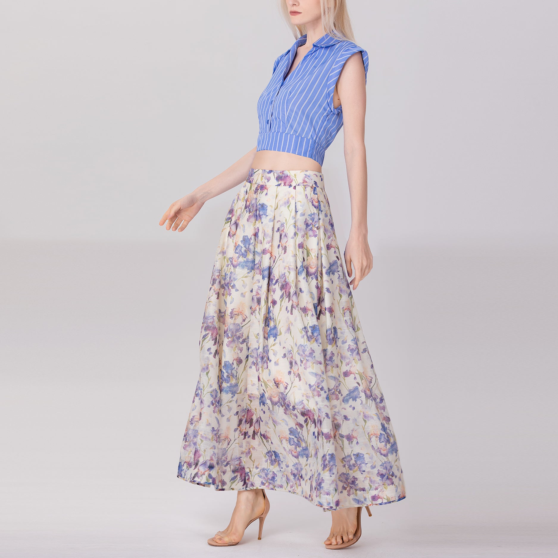 Longue jupe organza à motif floral