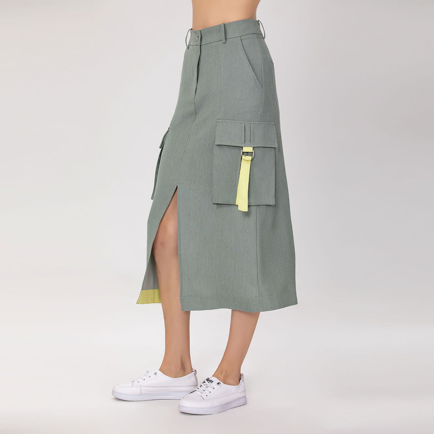 Jupe cargo midi avec poches à rabat