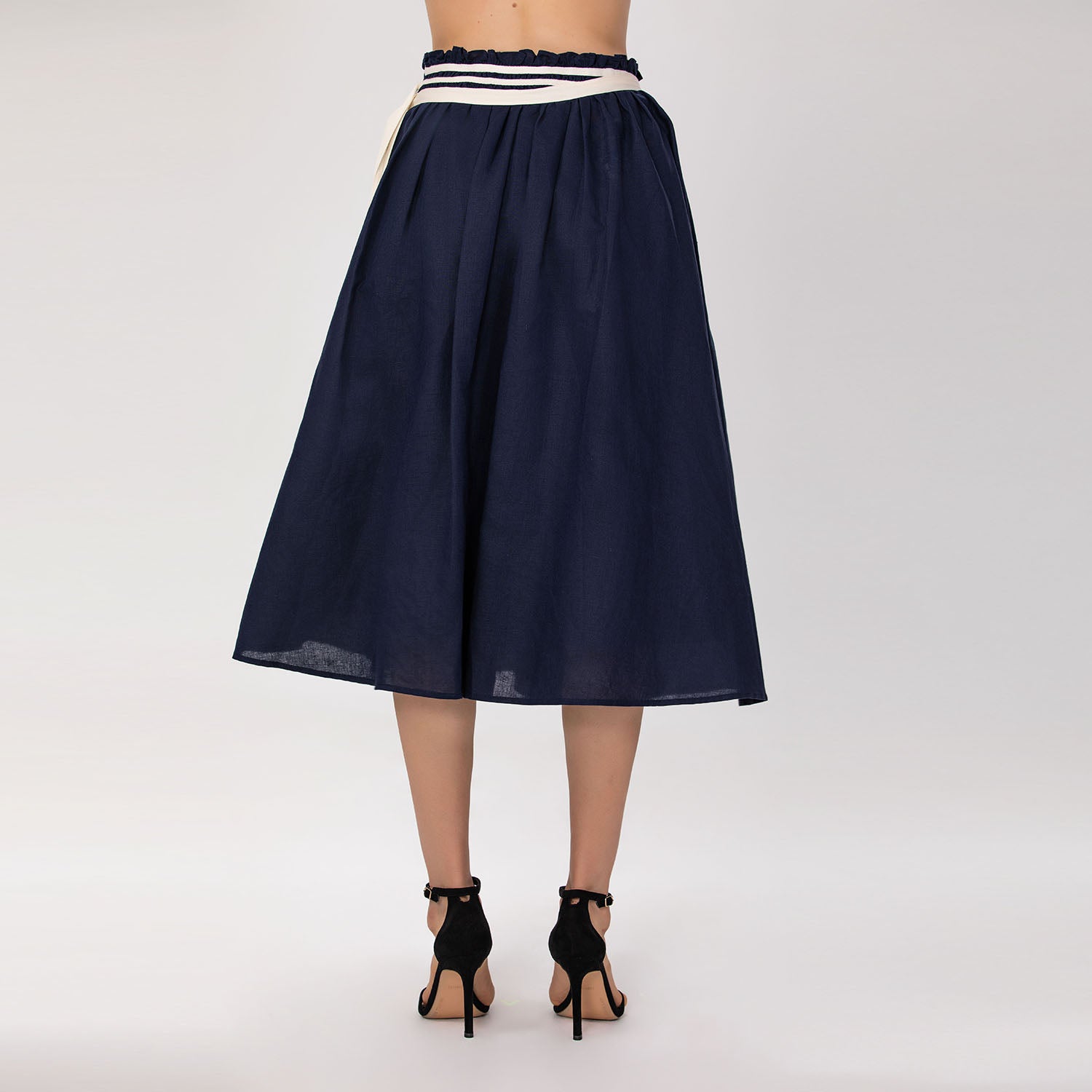 Jupe évasée mi-longue en lin