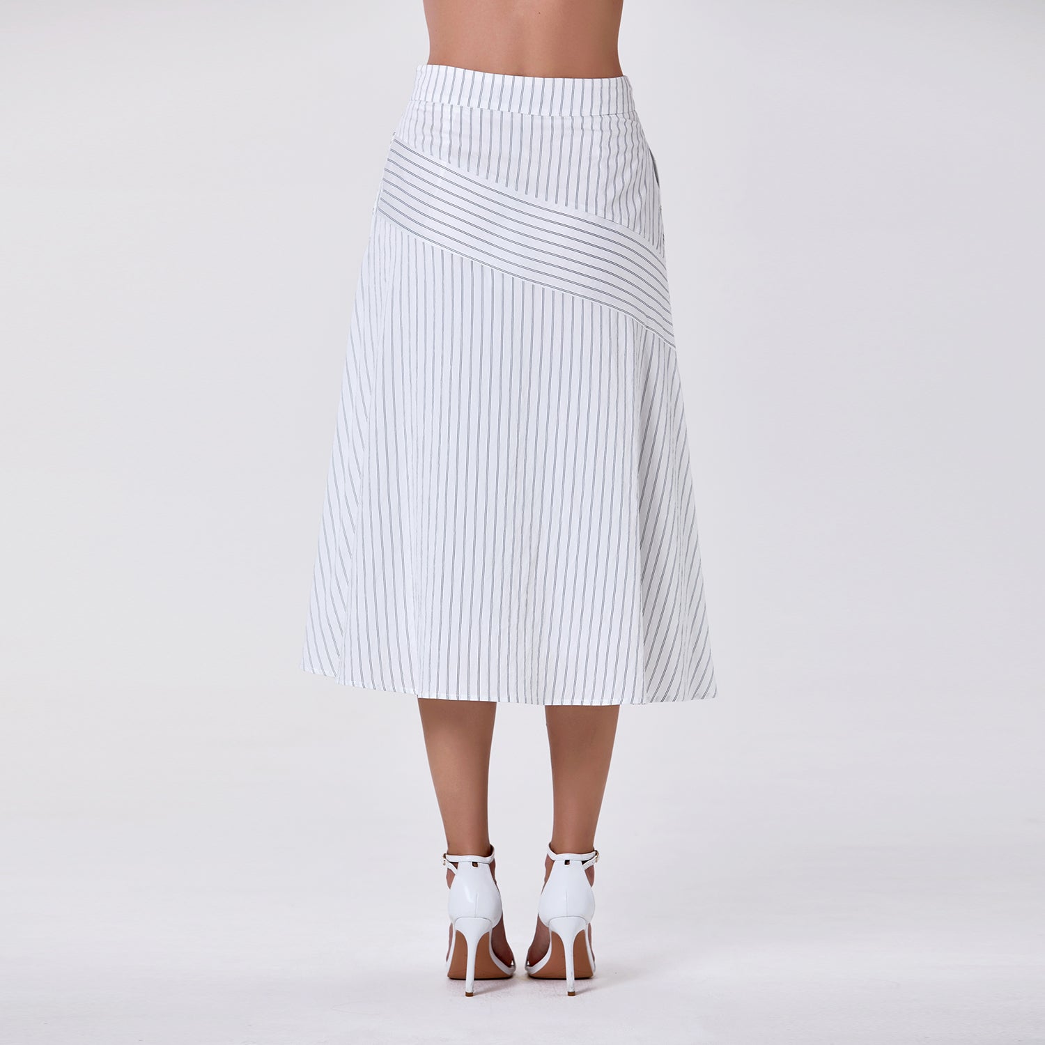 Jupe midi évasée à rayures