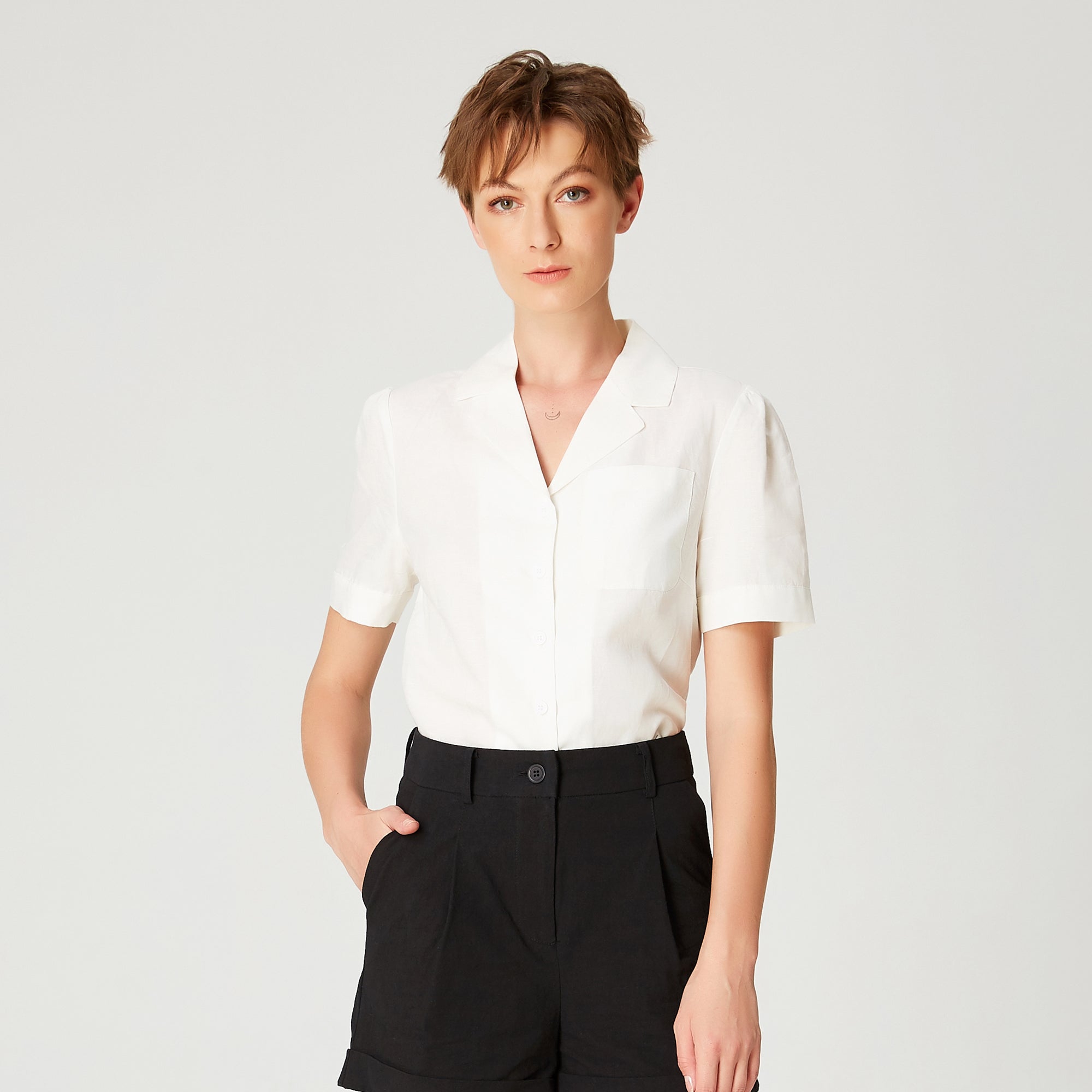 Chemise droite en lin à manches courtes