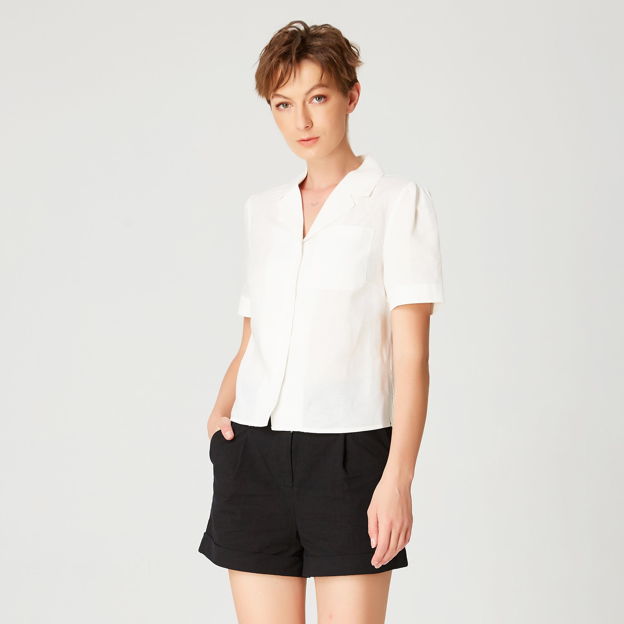Chemise droite en lin à manches courtes