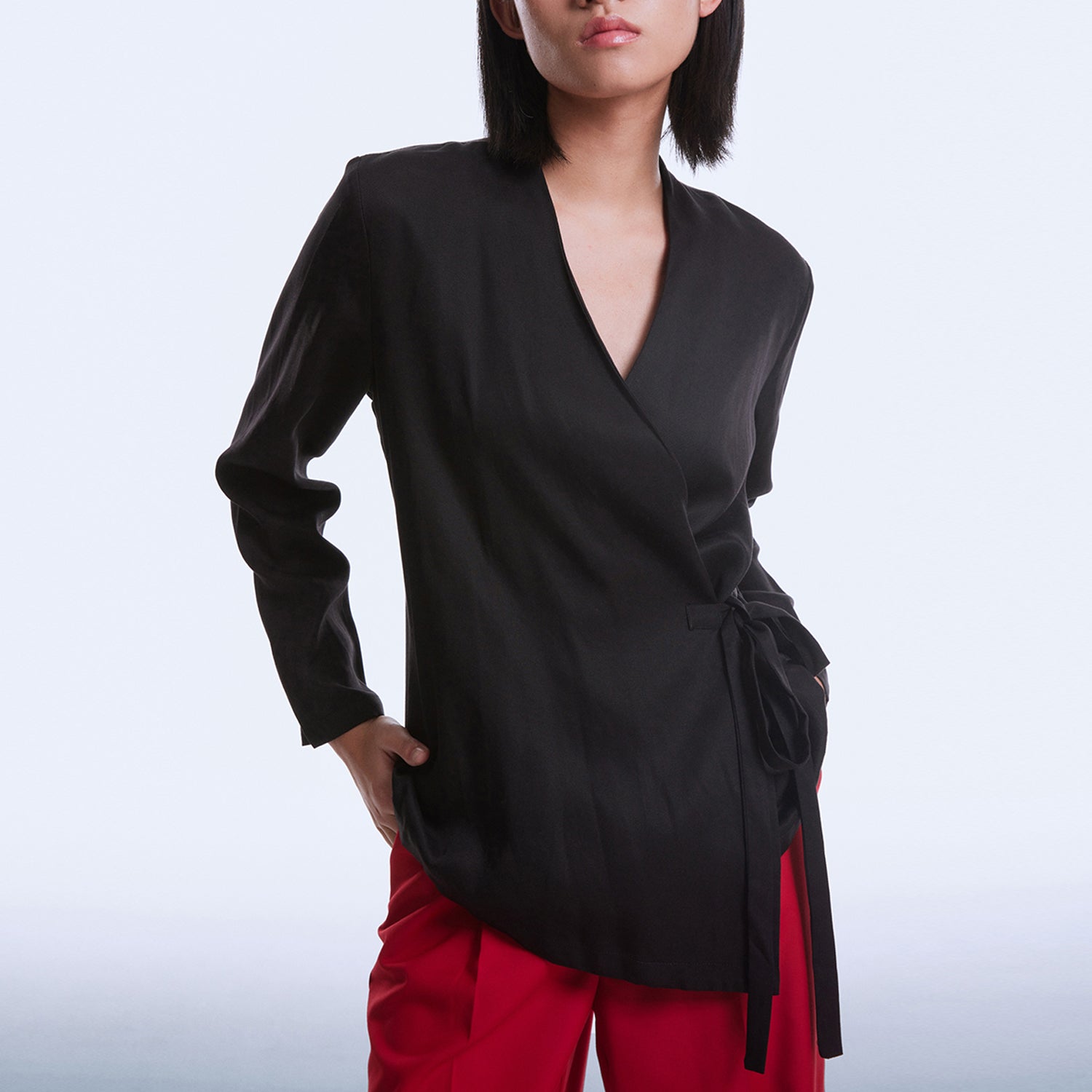 Blouse cache-cœur satin