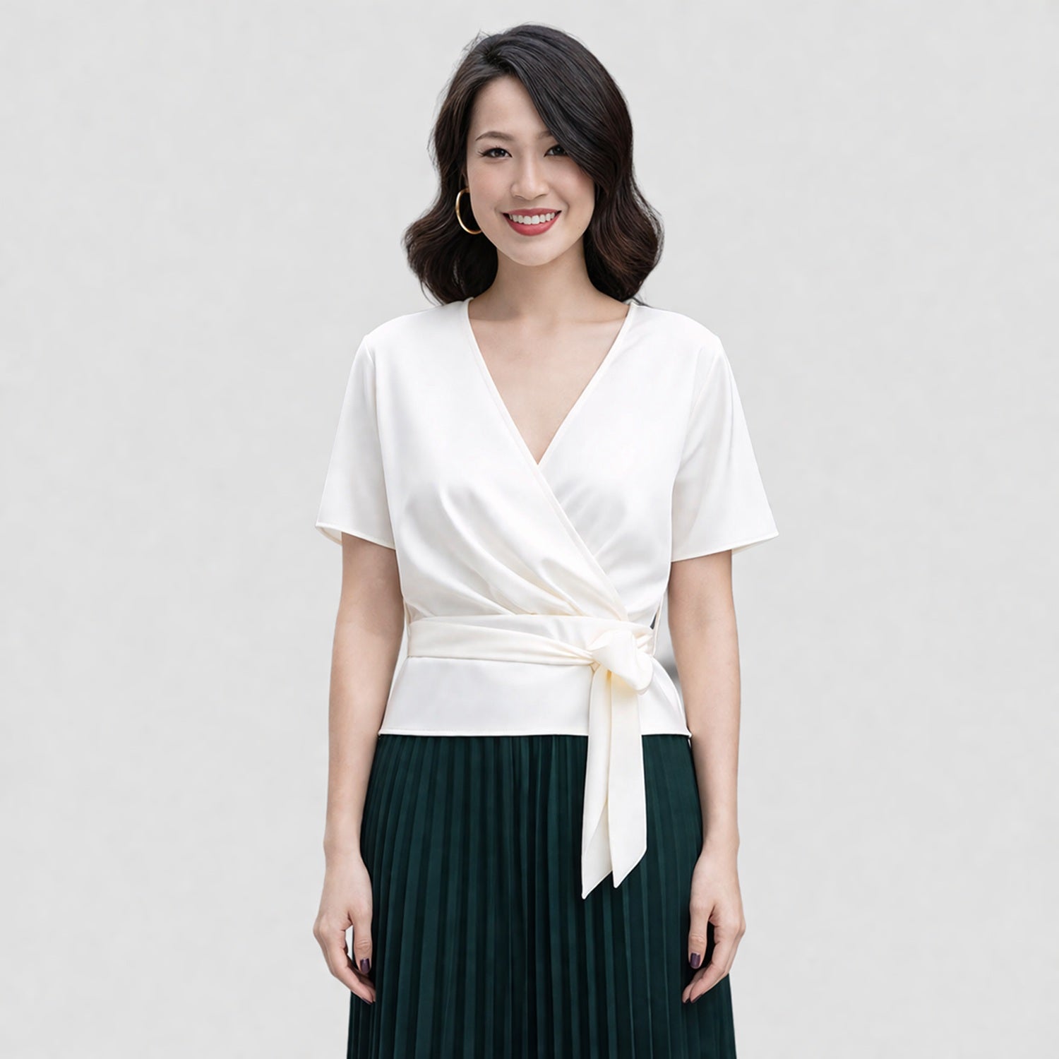 Blouse portefeuille satinée avec ceinture - Smart & Joy