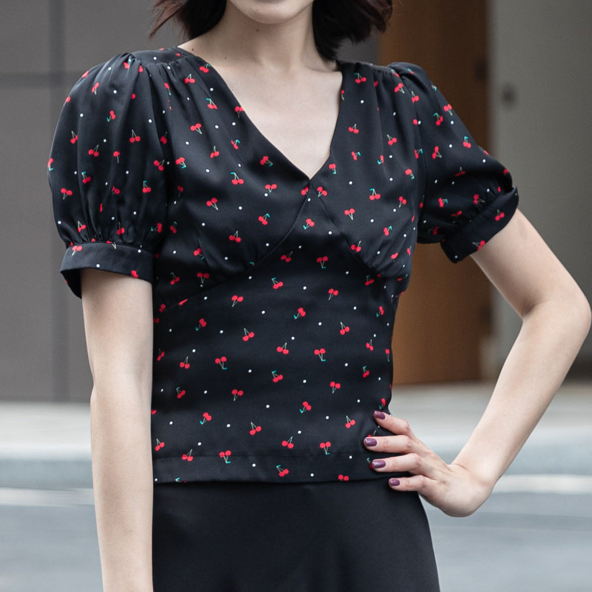Blouse portefeuille à imprimé cerises - Smart & Joy
