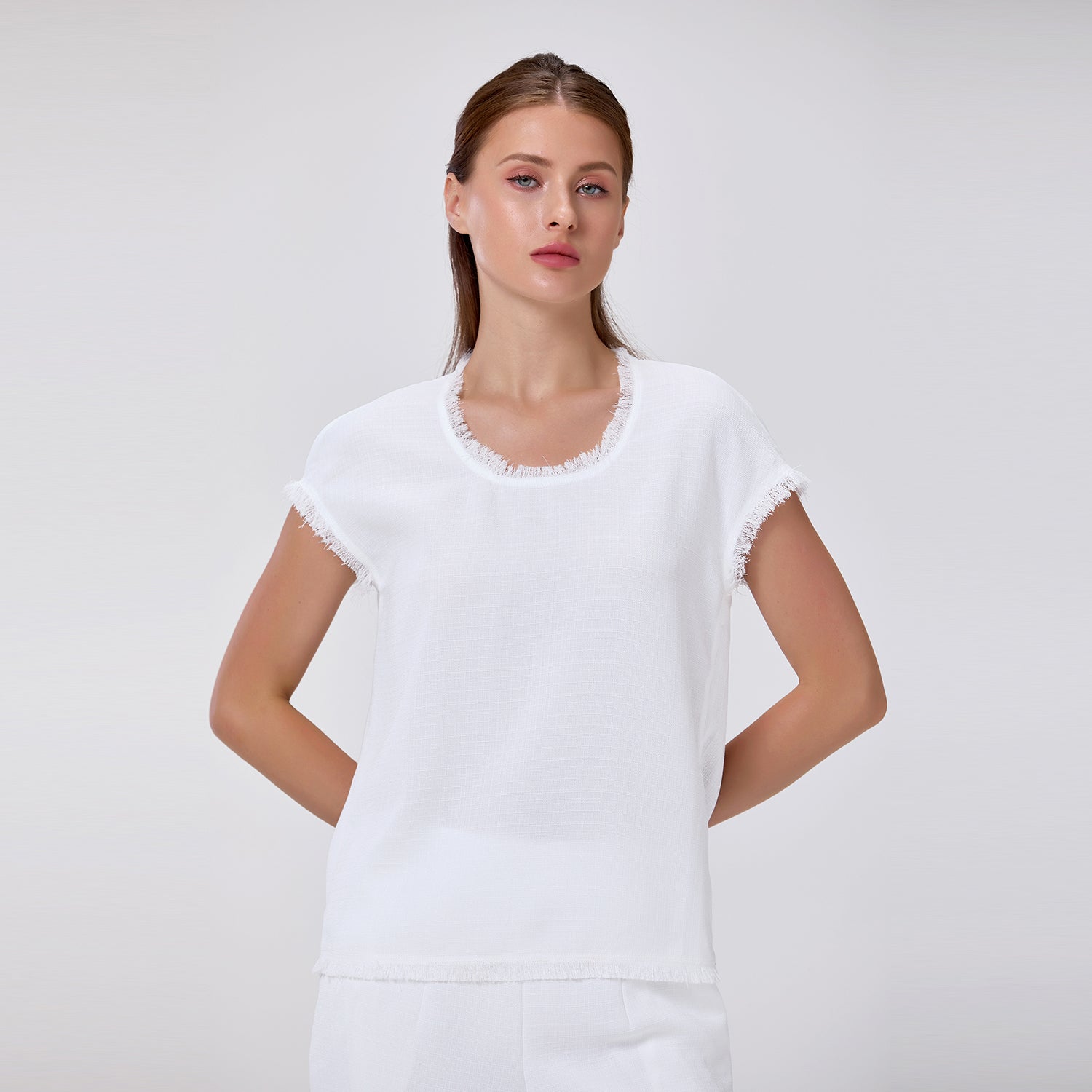 Top en maille légère à col rond