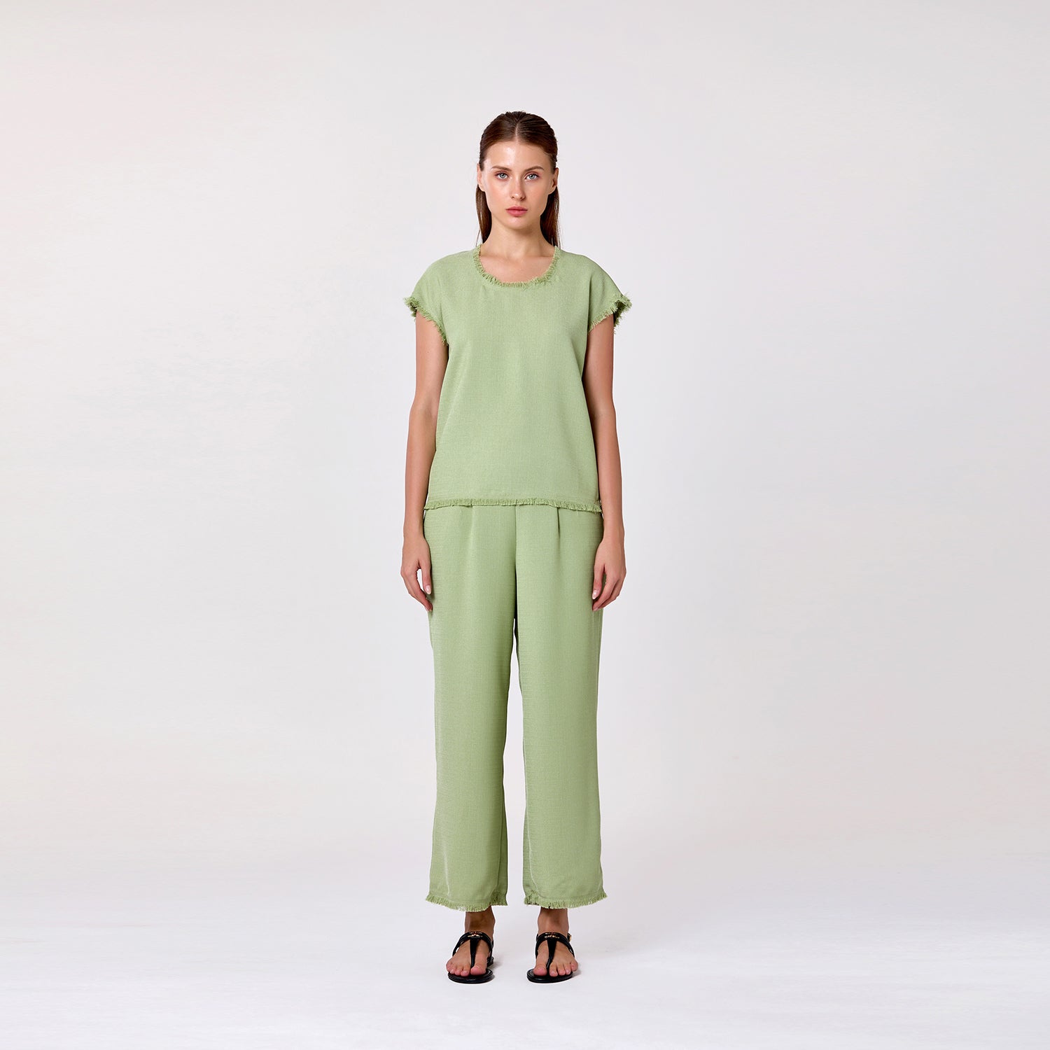 Pantalon droit en maille légère