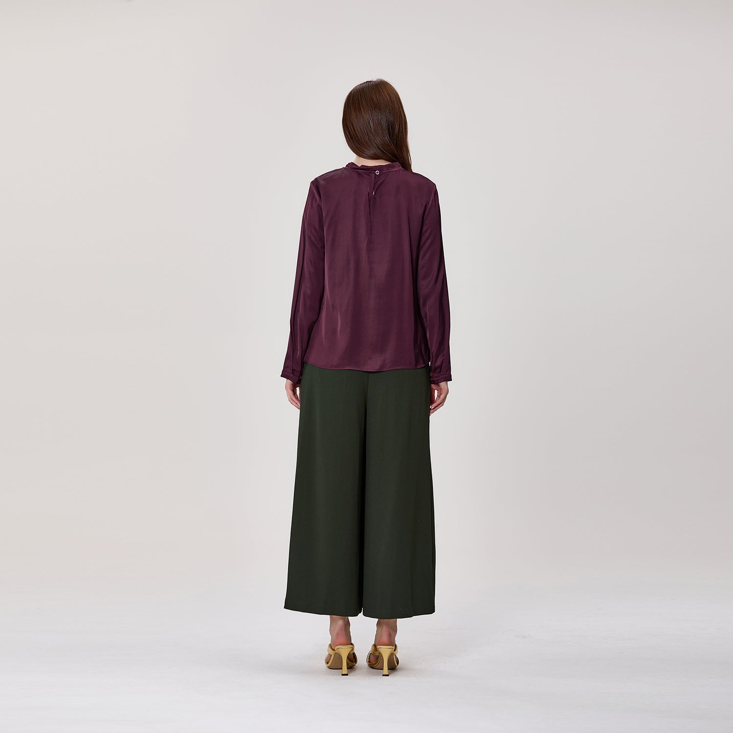 Blouse à manches longues avec plis sur le devant