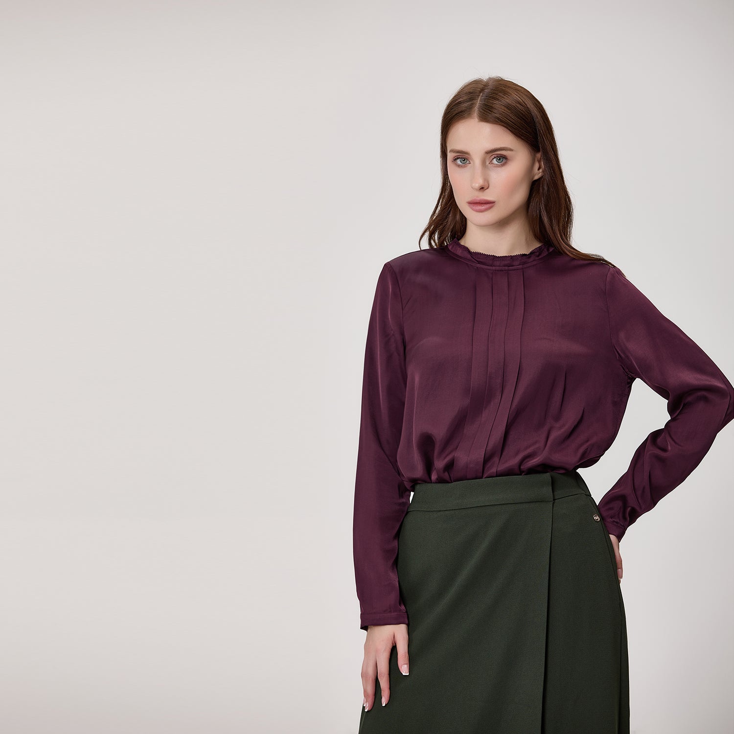 Blouse à manches longues avec plis sur le devant