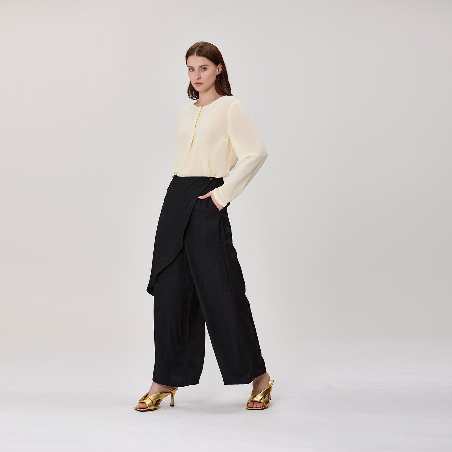 Pantalon large effet jupe portefeuille
