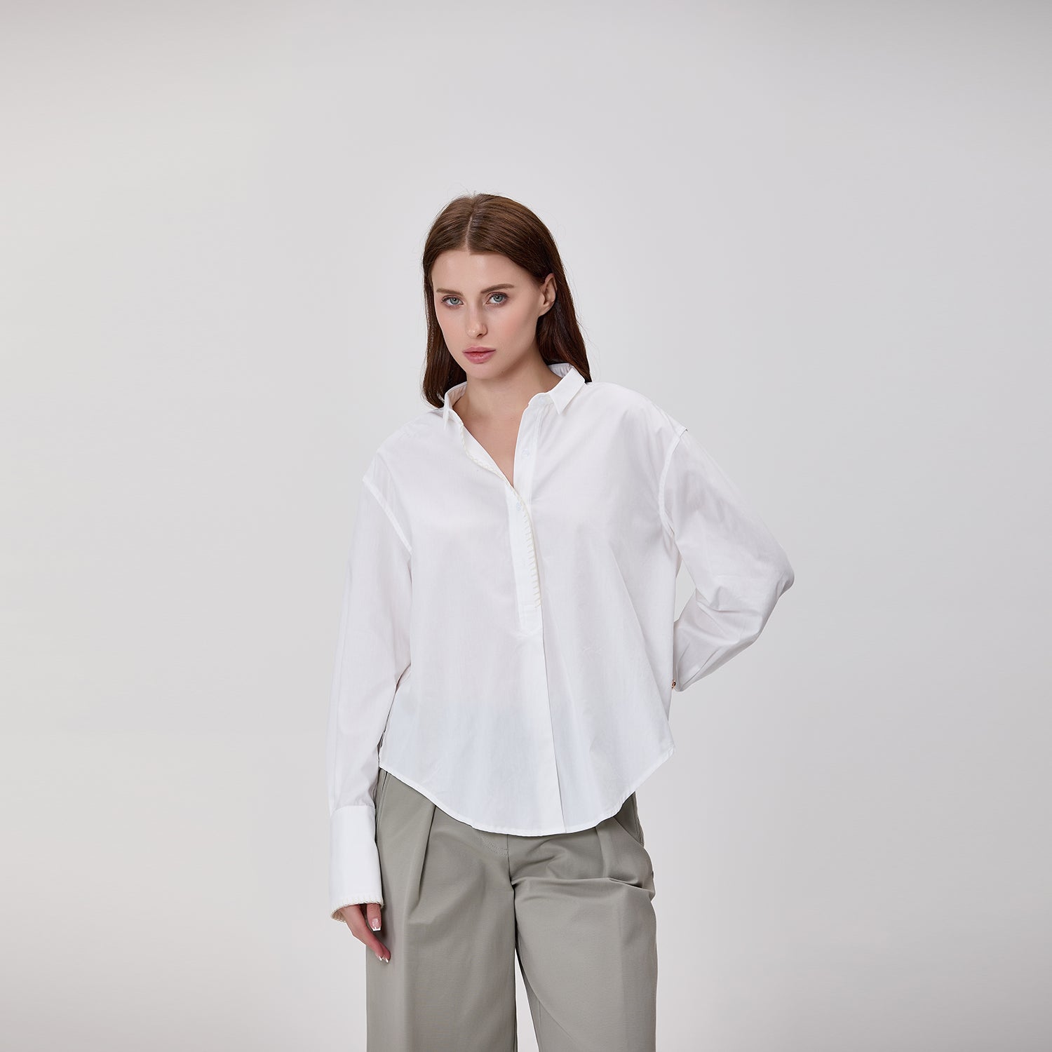 Chemise à col mao et coupe ample