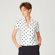 Chemise droite à manches courtes et imprimé à pois