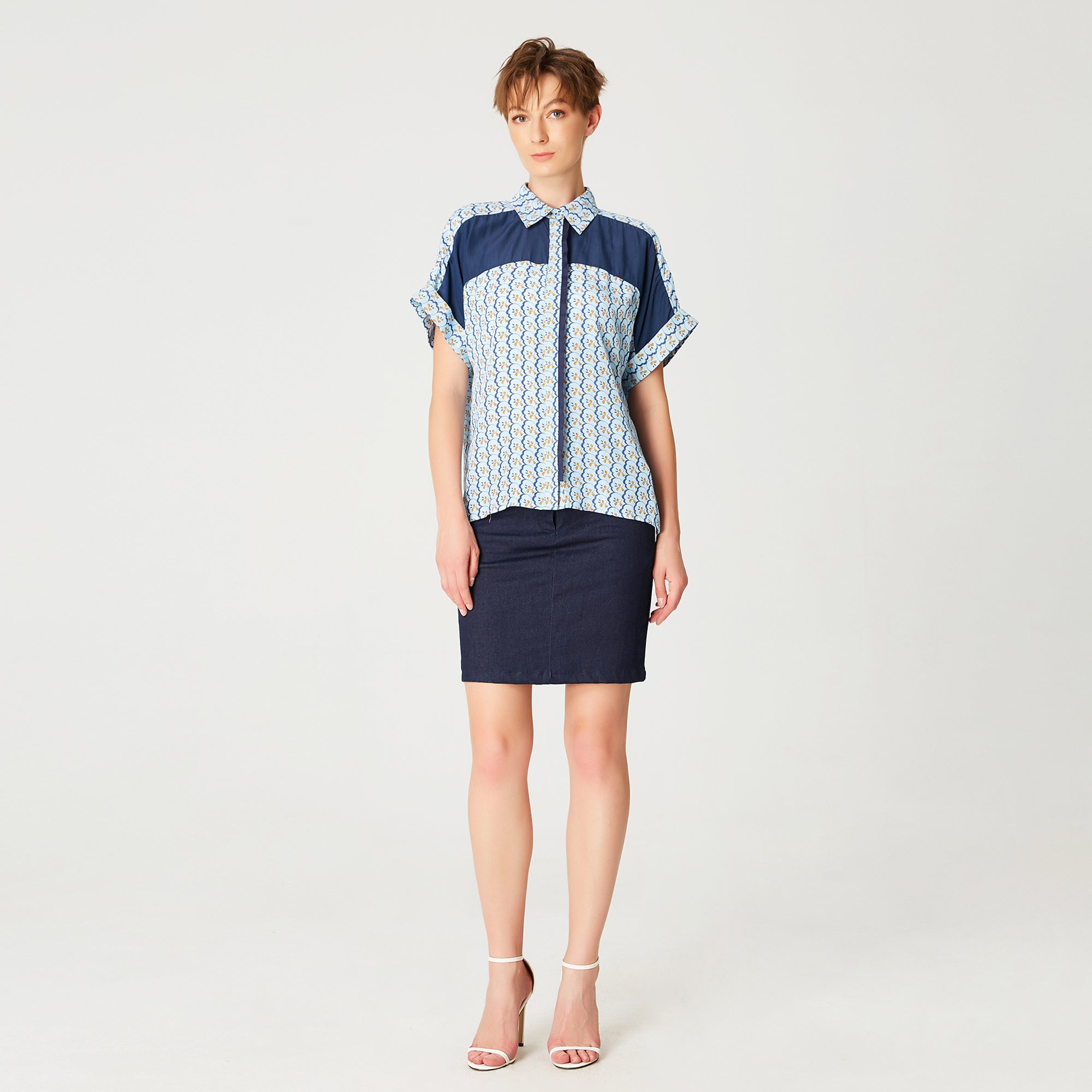 Chemise manches courtes bi-matières à imprimé géométrique