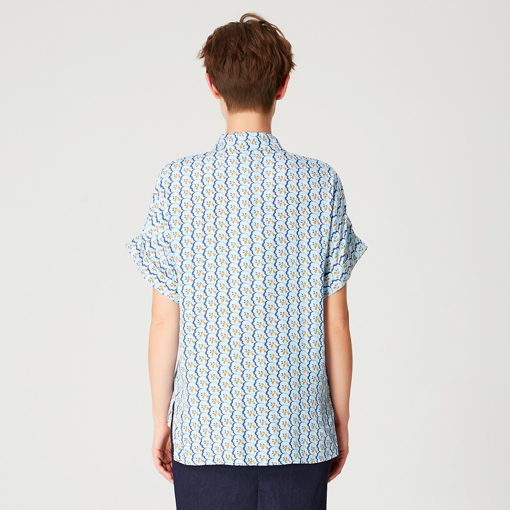 Chemise manches courtes bi-matières à imprimé géométrique