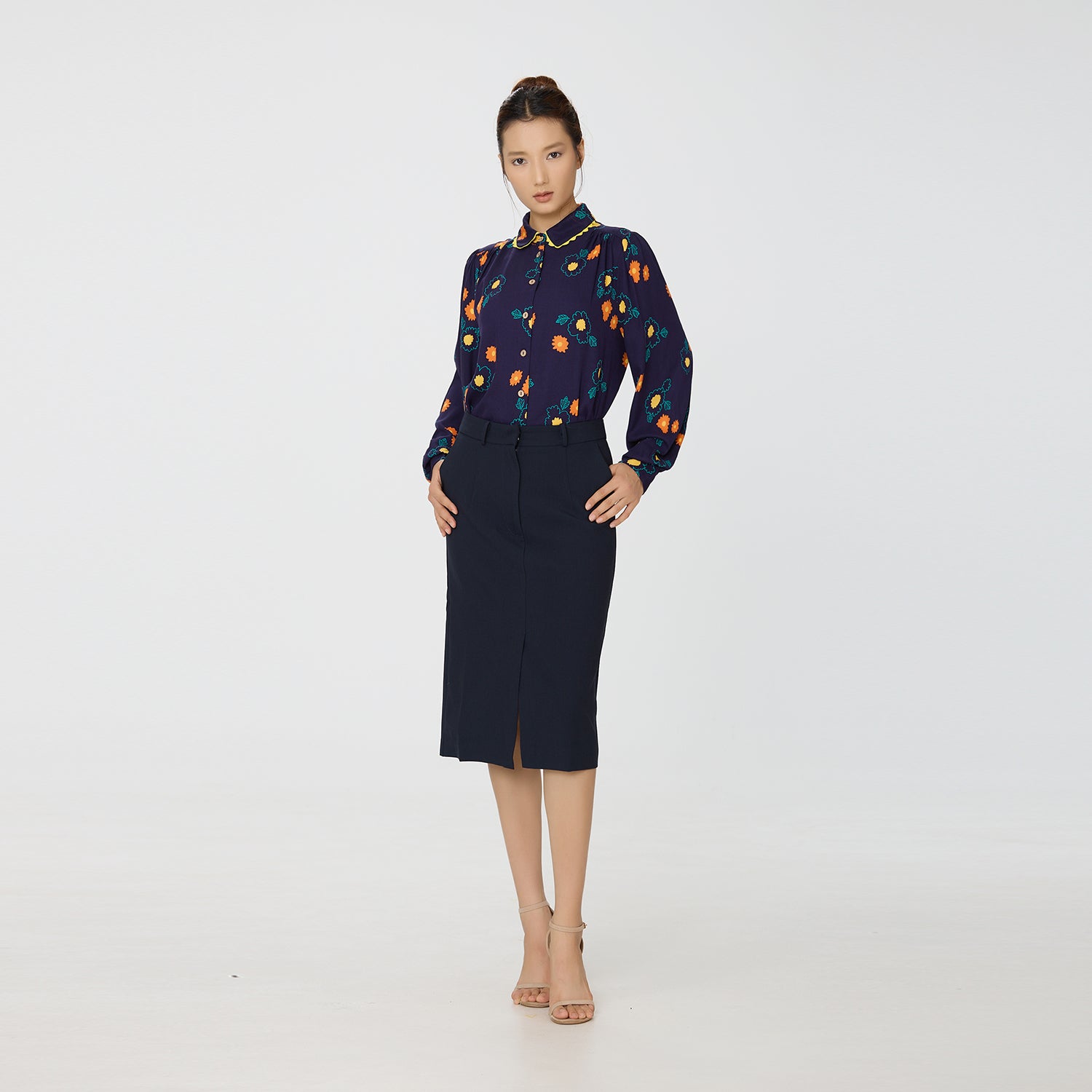Chemise à imprimé fleuri abstrait et galon contrasté