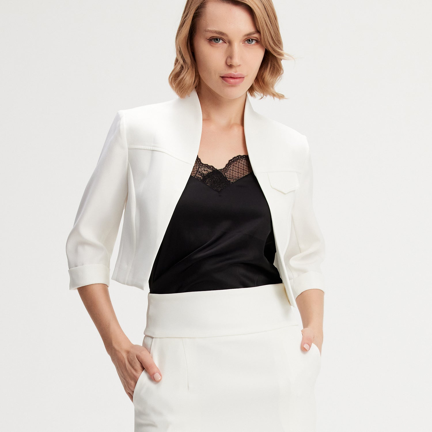Veste courte minimaliste