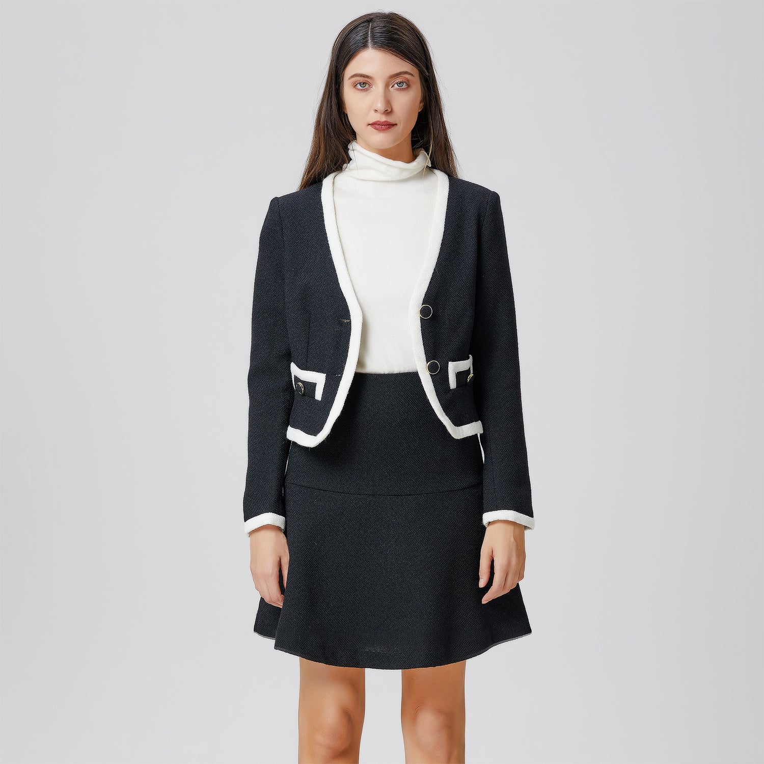 Veste courte à galon contrasté