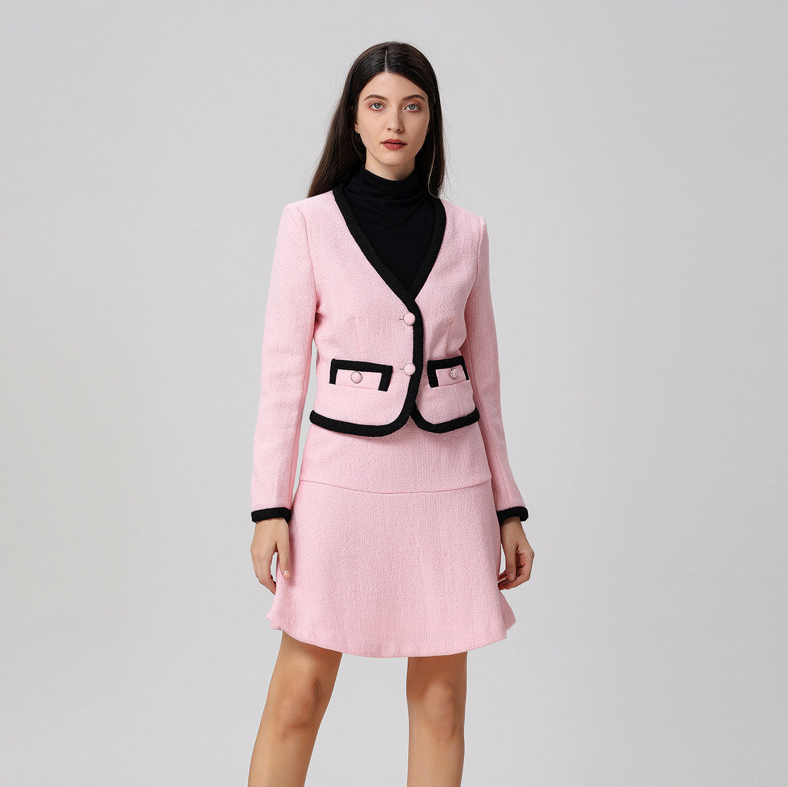 Veste courte à galon contrasté