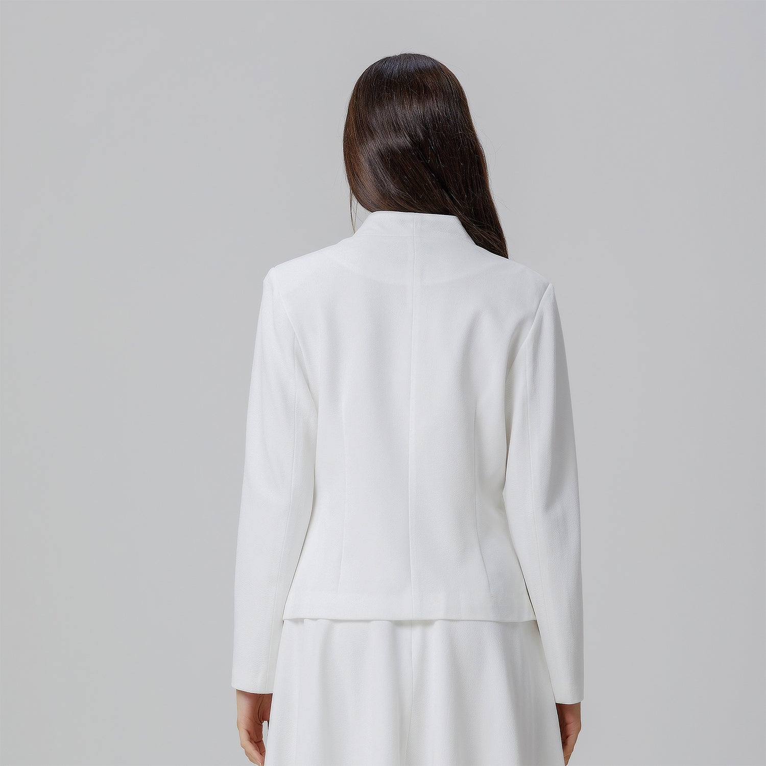 Veste cintrée et évasée