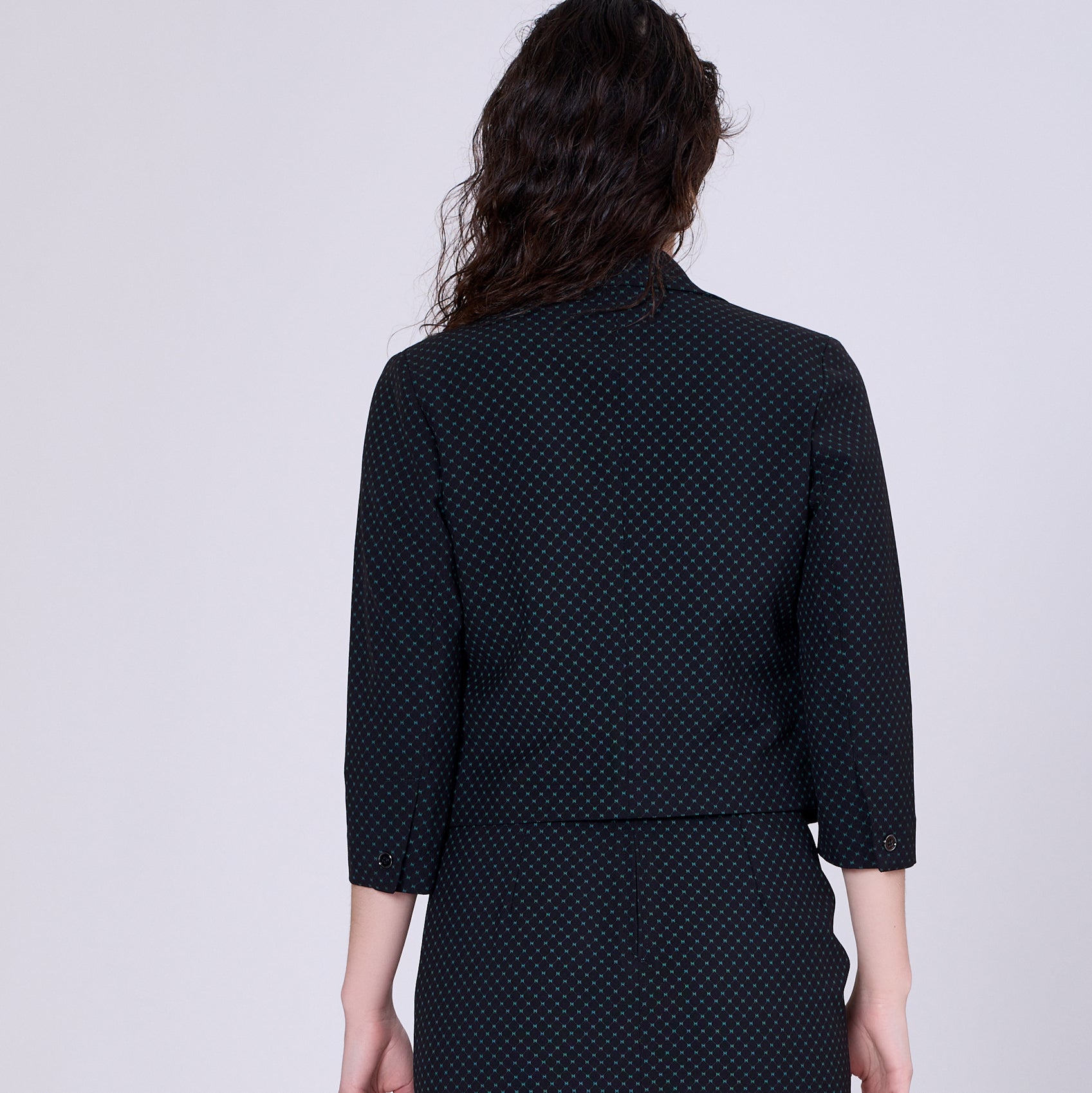 Veste courte à imprimé mini pois