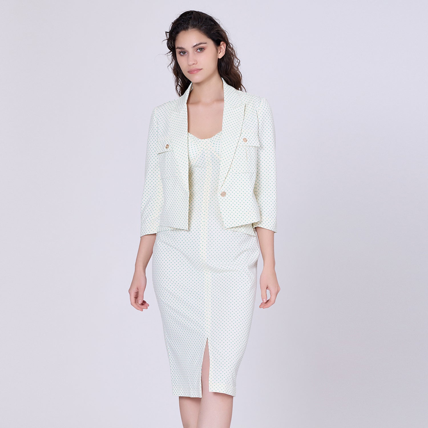 Veste courte à imprimé mini pois
