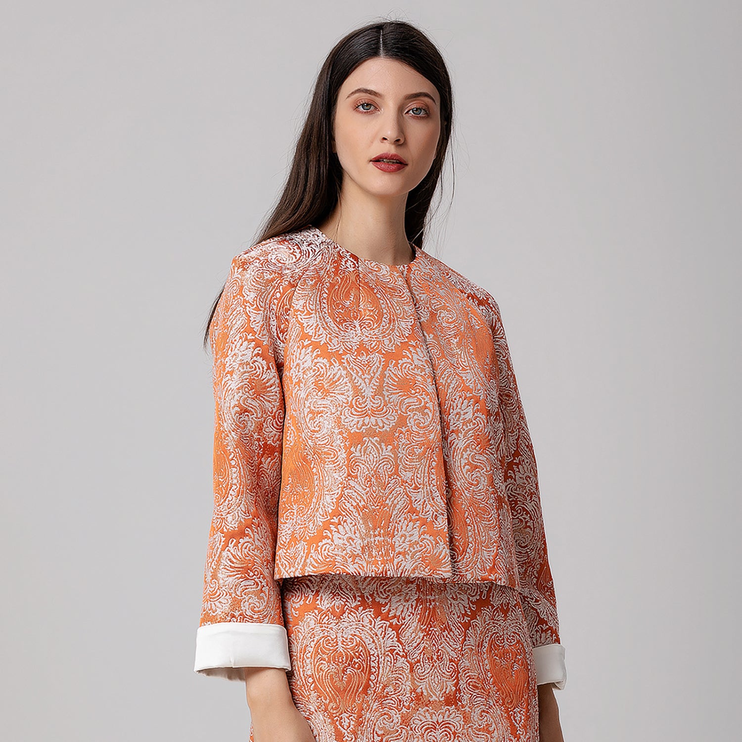 Veste courte en brocart