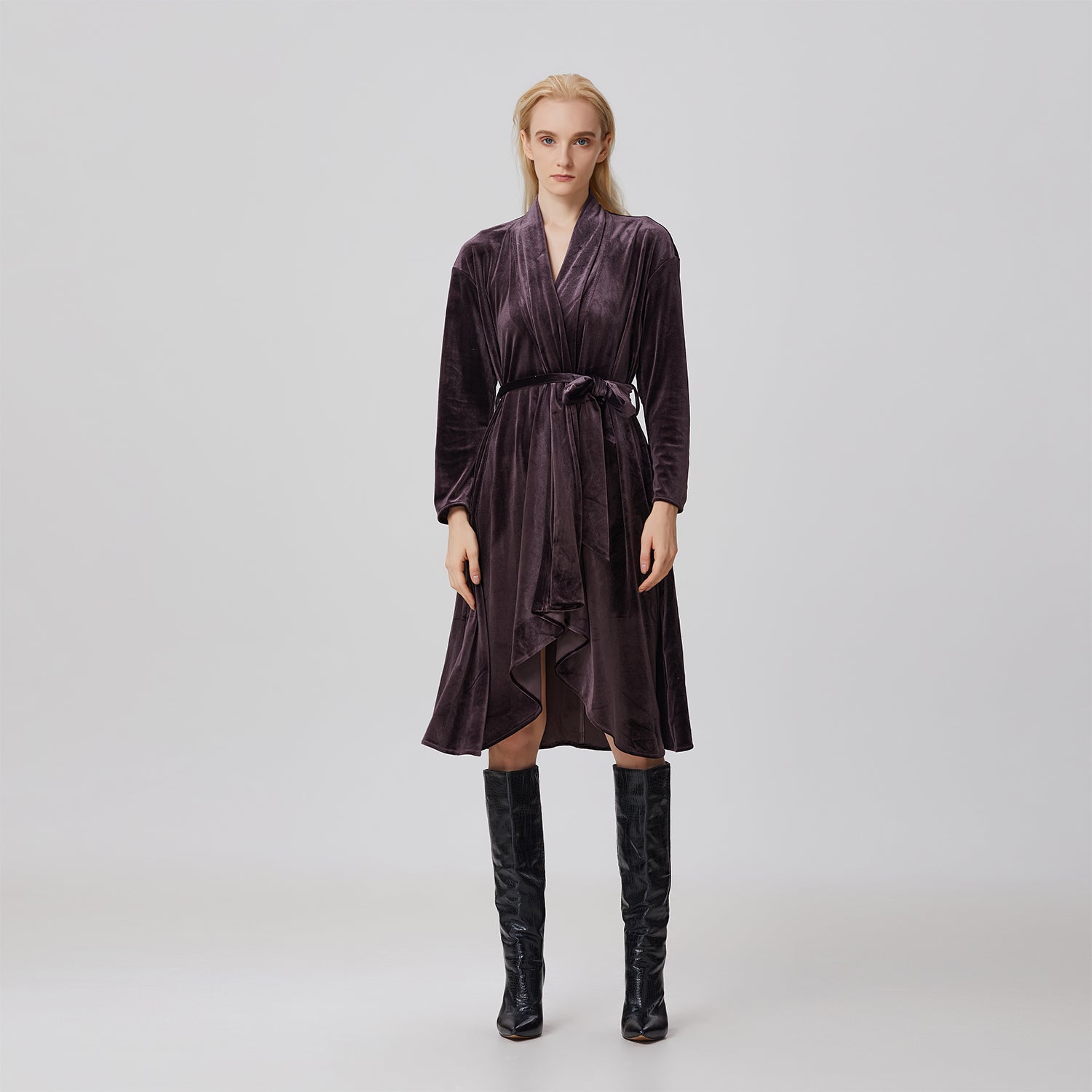 Robe-peignoir en velours à ourlet volanté