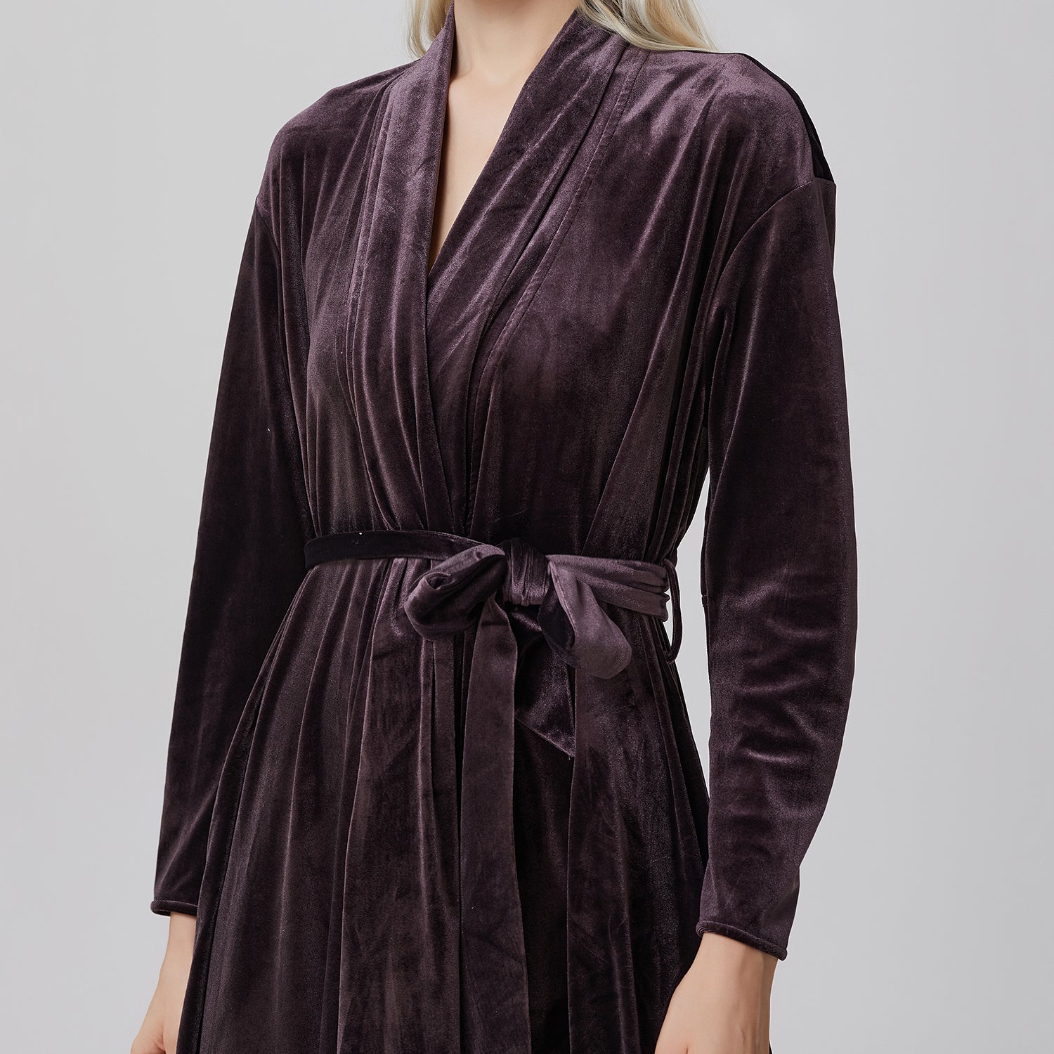 Robe-peignoir en velours à ourlet volanté