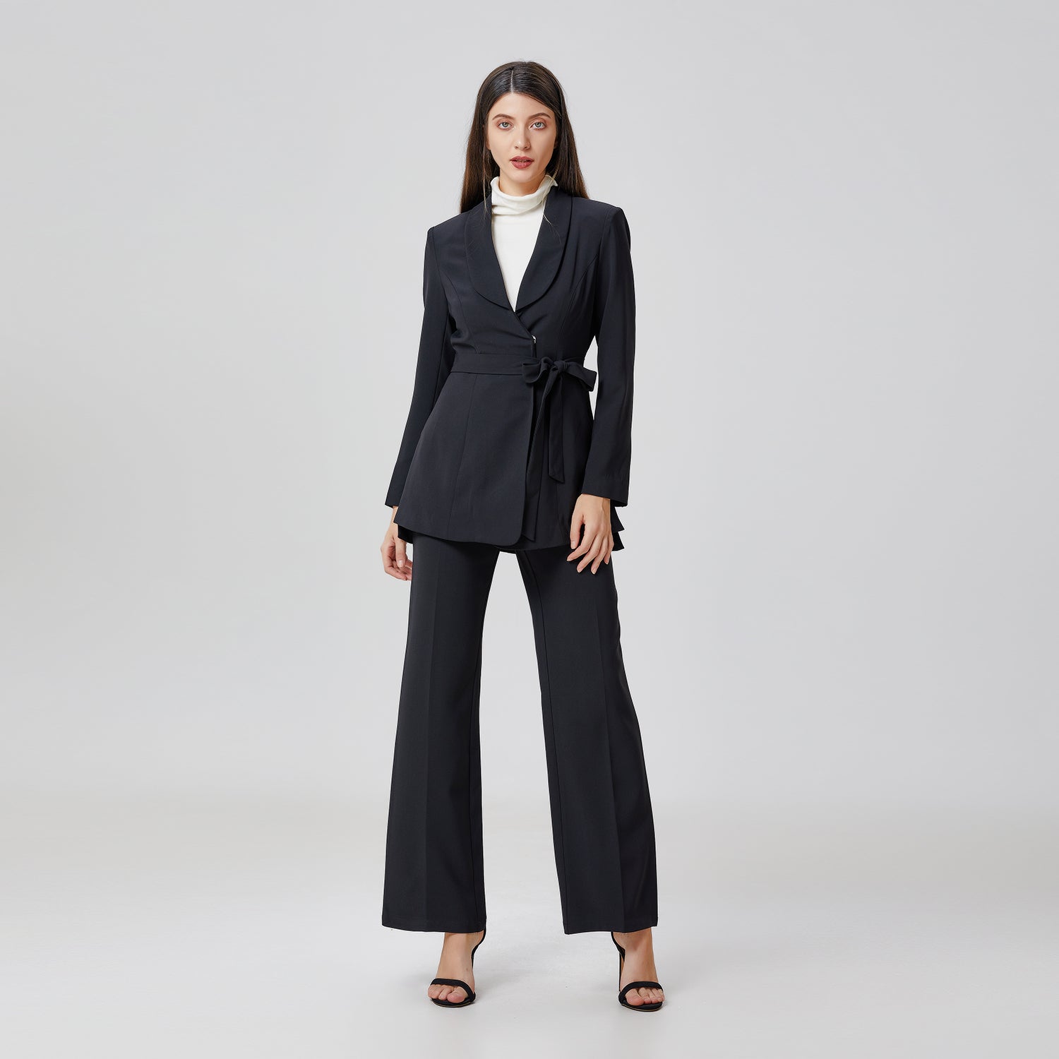 Blazer long noué à la taille