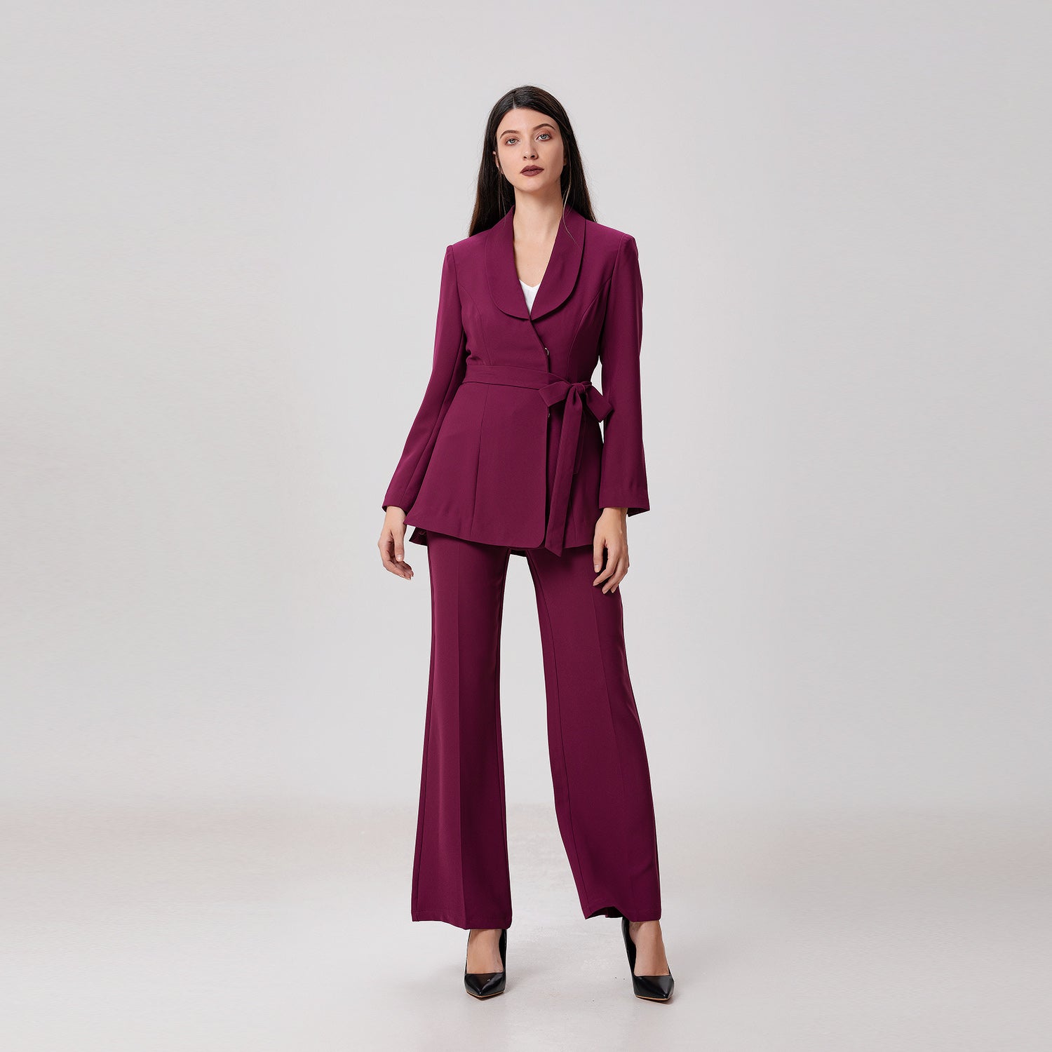Blazer long noué à la taille