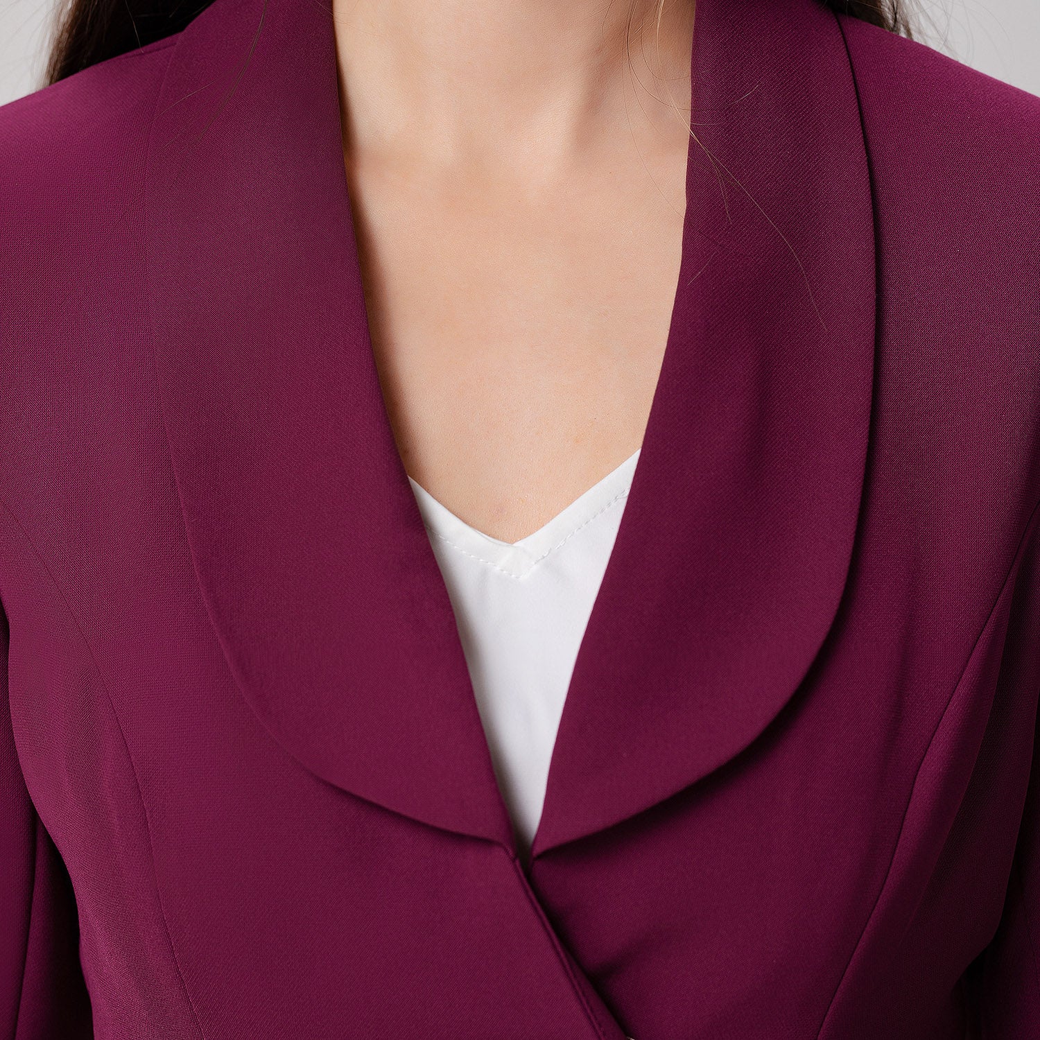 Blazer long noué à la taille