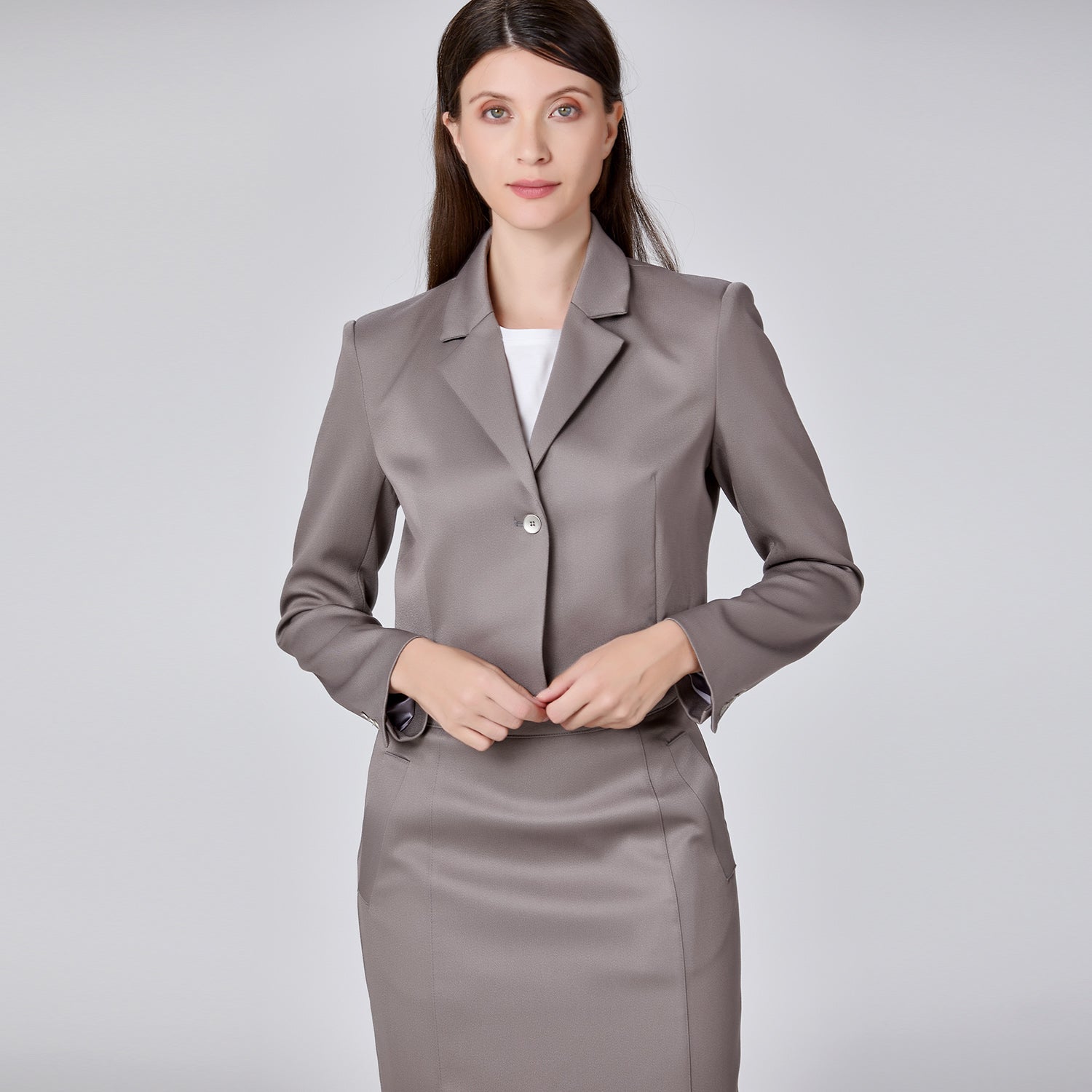 Veste de tailleur courte