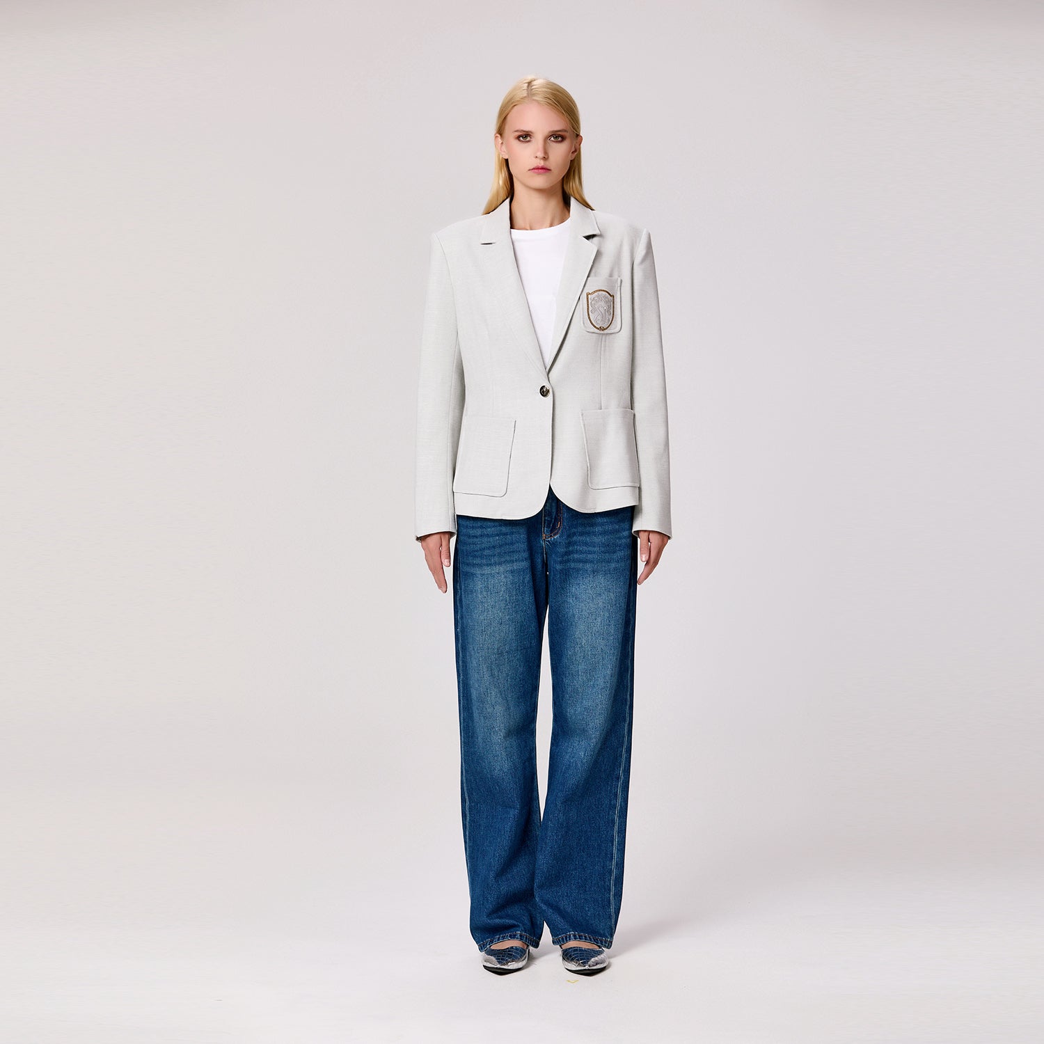 Blazer tailleur avec écusson