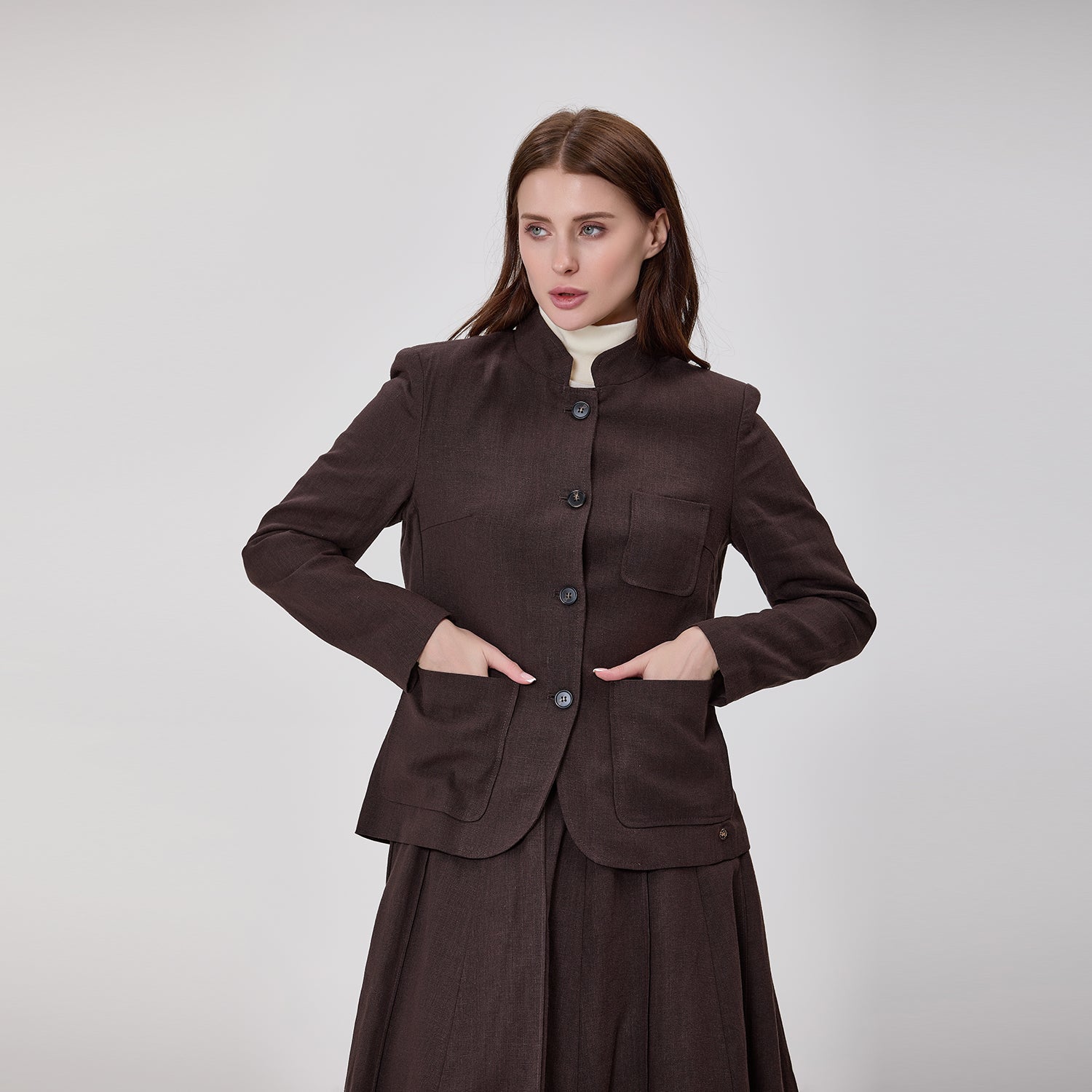 Veste tailleur à col Mao