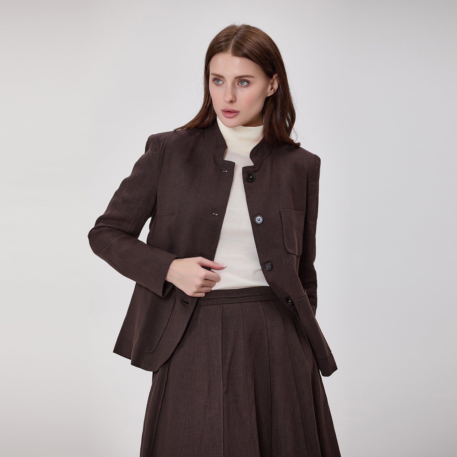 Veste tailleur à col Mao