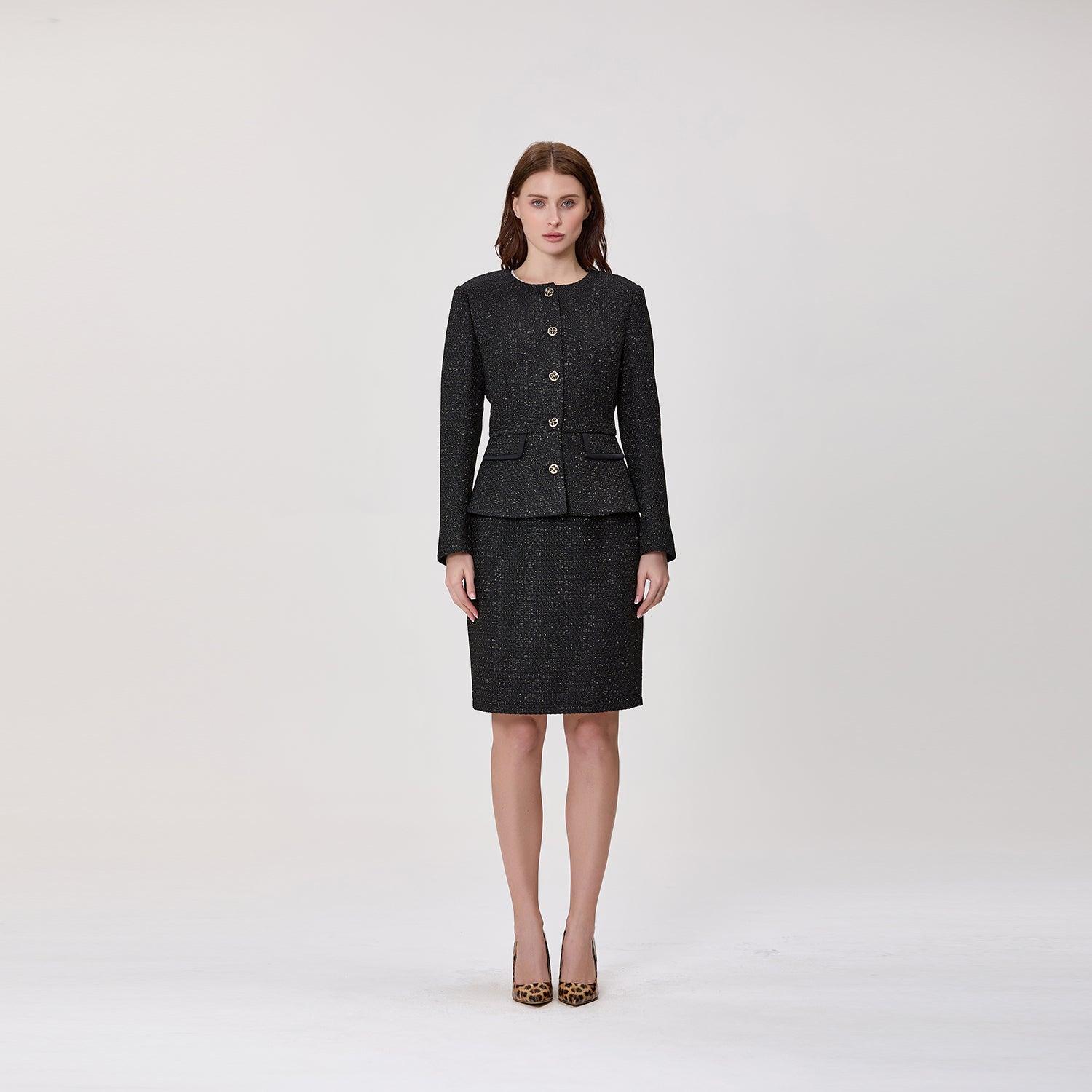 Veste tailleur texturée à boutons bijoux
