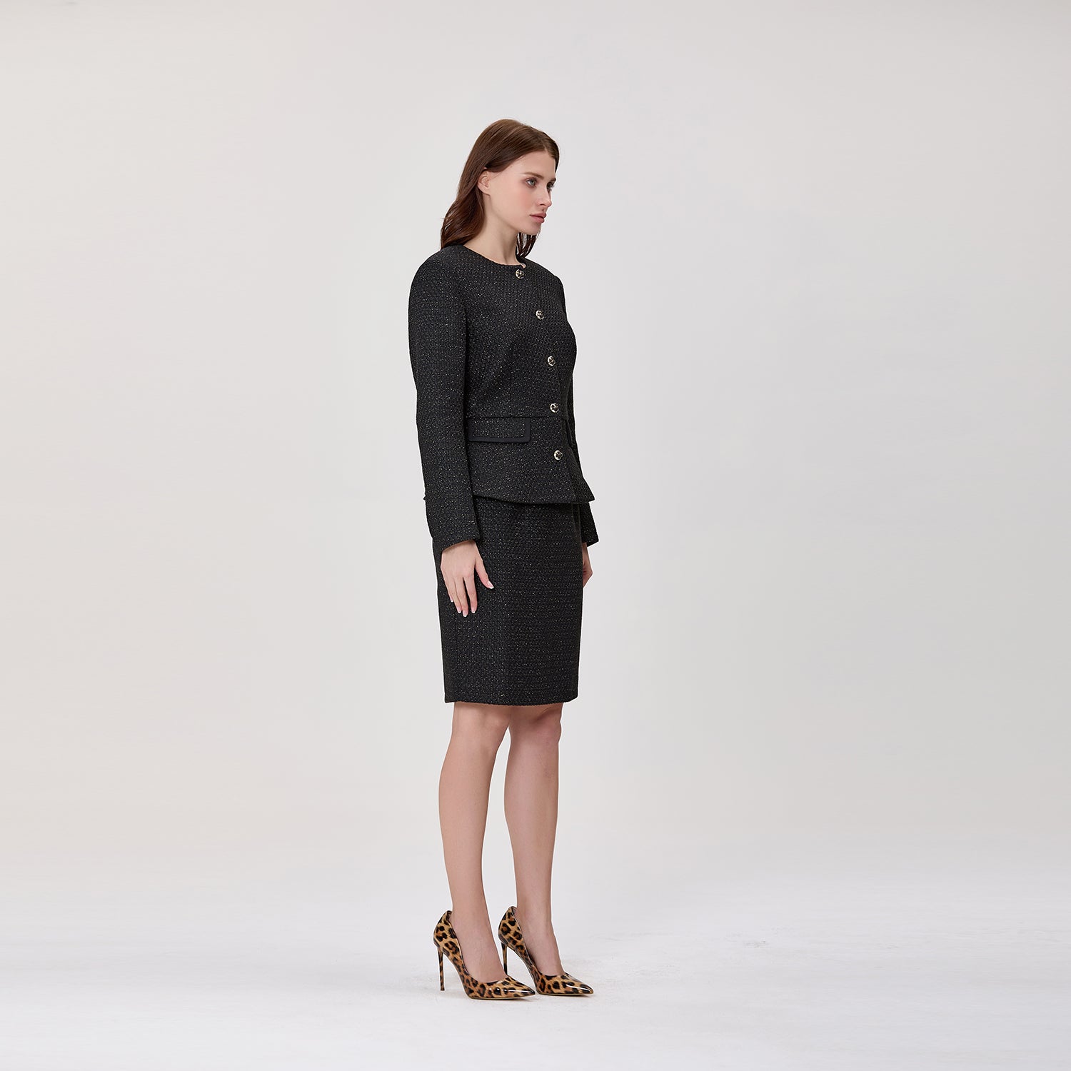 Veste tailleur texturée à boutons bijoux
