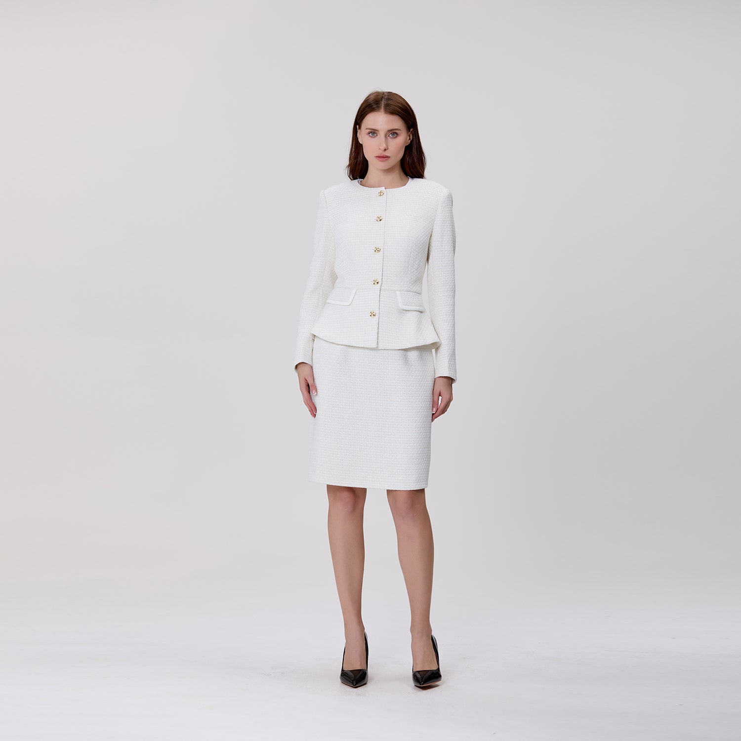 Veste tailleur texturée à boutons bijoux