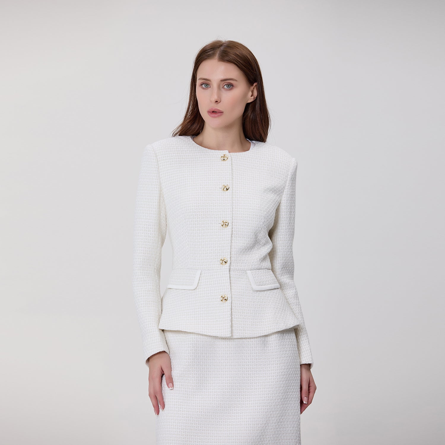 Veste tailleur texturée à boutons bijoux