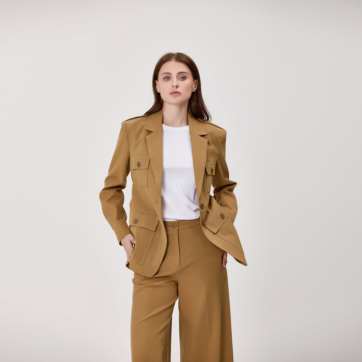 Veste Saharienne à Ceinture et Poches à Rabat