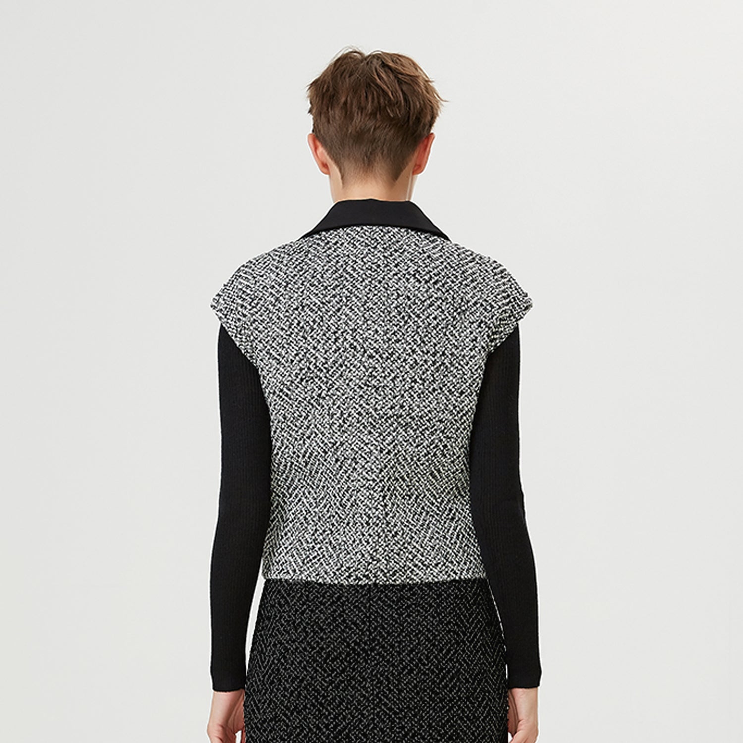 Gilet tweed à col contrasté