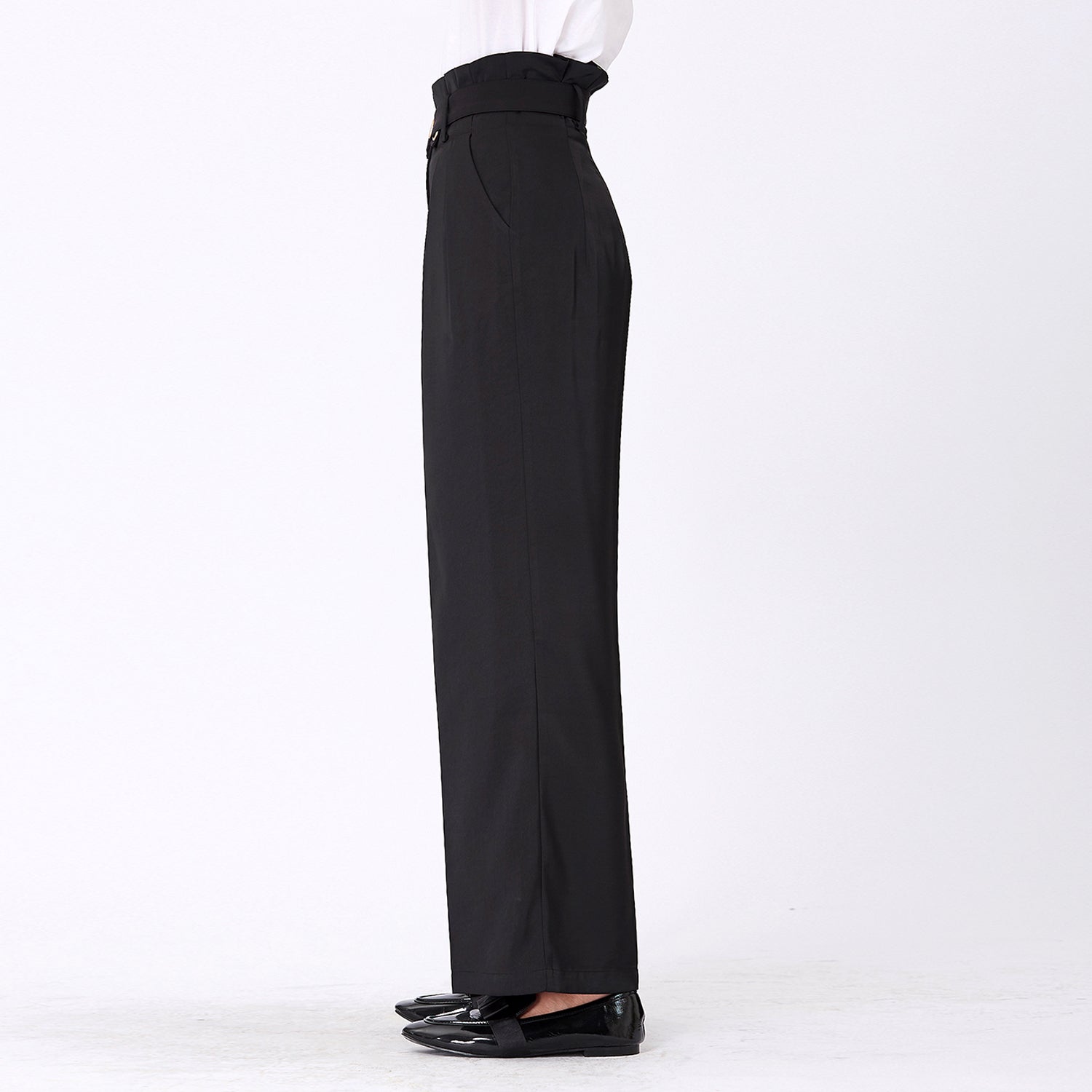 Pantalon droit à plis