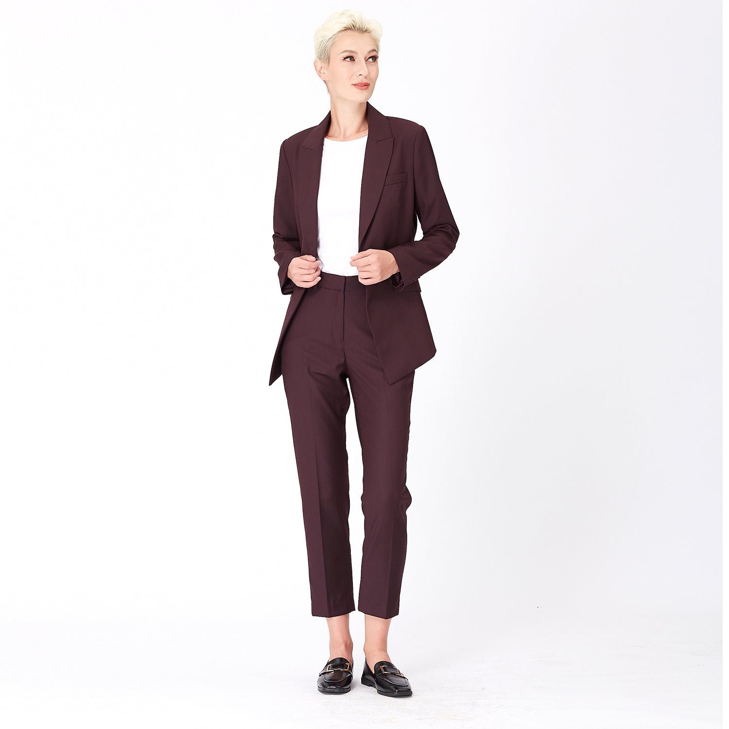 Pantalon tailleur coupe ajustée