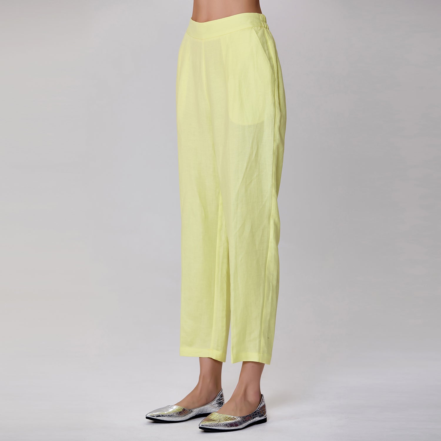 Pantalon droit en lin