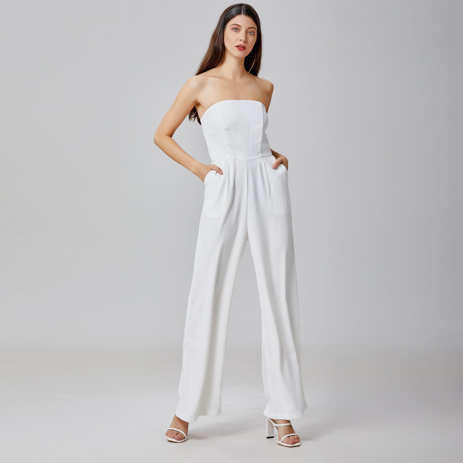 Combinaison bustier minimaliste