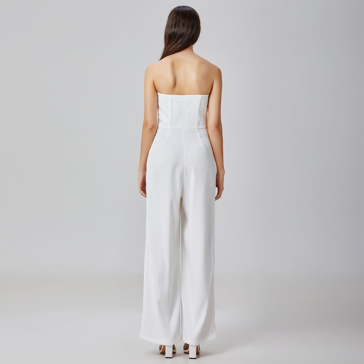 Combinaison bustier minimaliste
